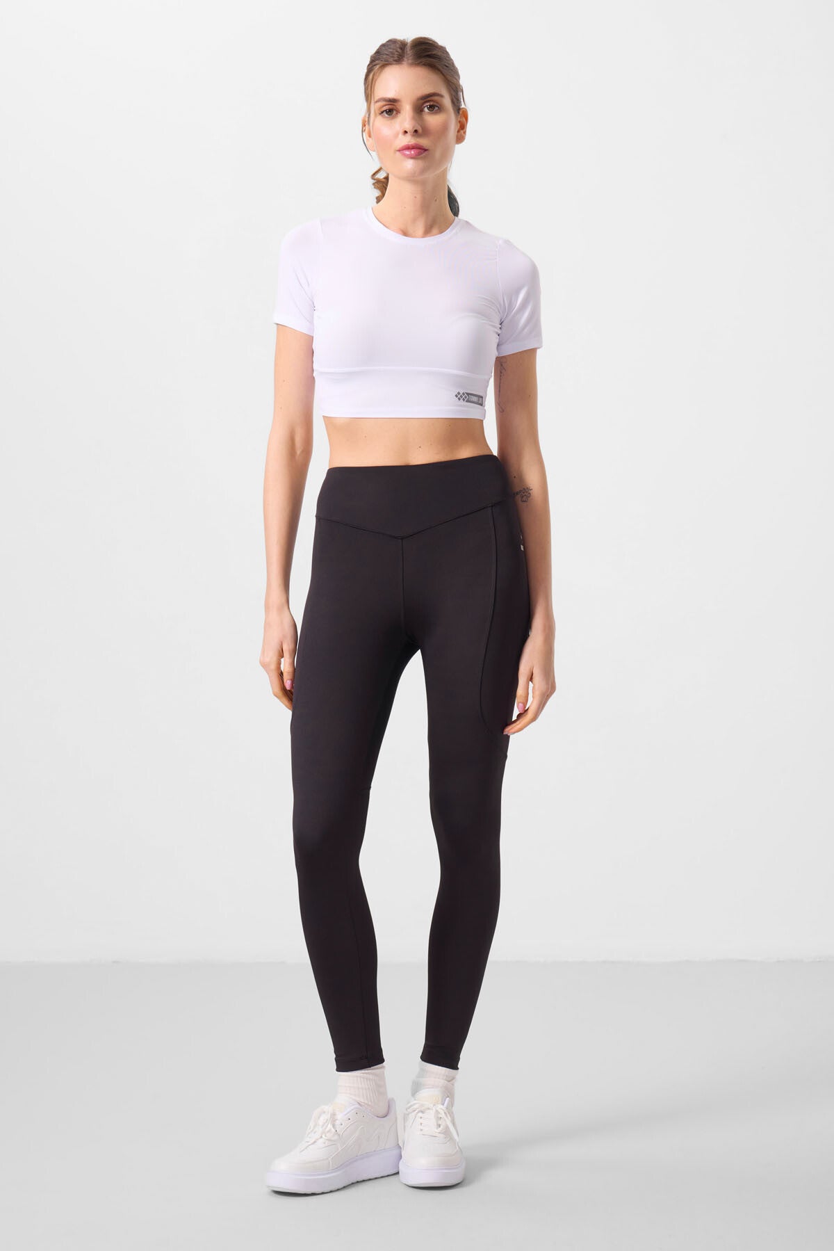 Siyah Standart Fit Esnek Performans Kadın Tayt - 94666