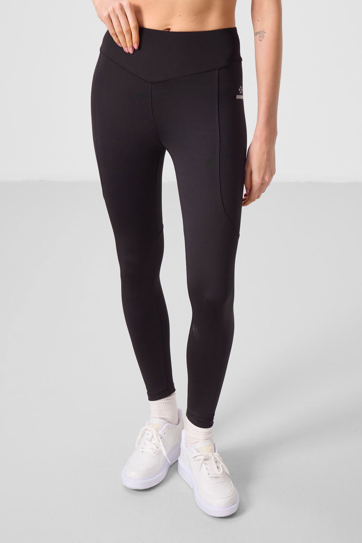 Siyah Standart Fit Esnek Performans Kadın Tayt - 94666