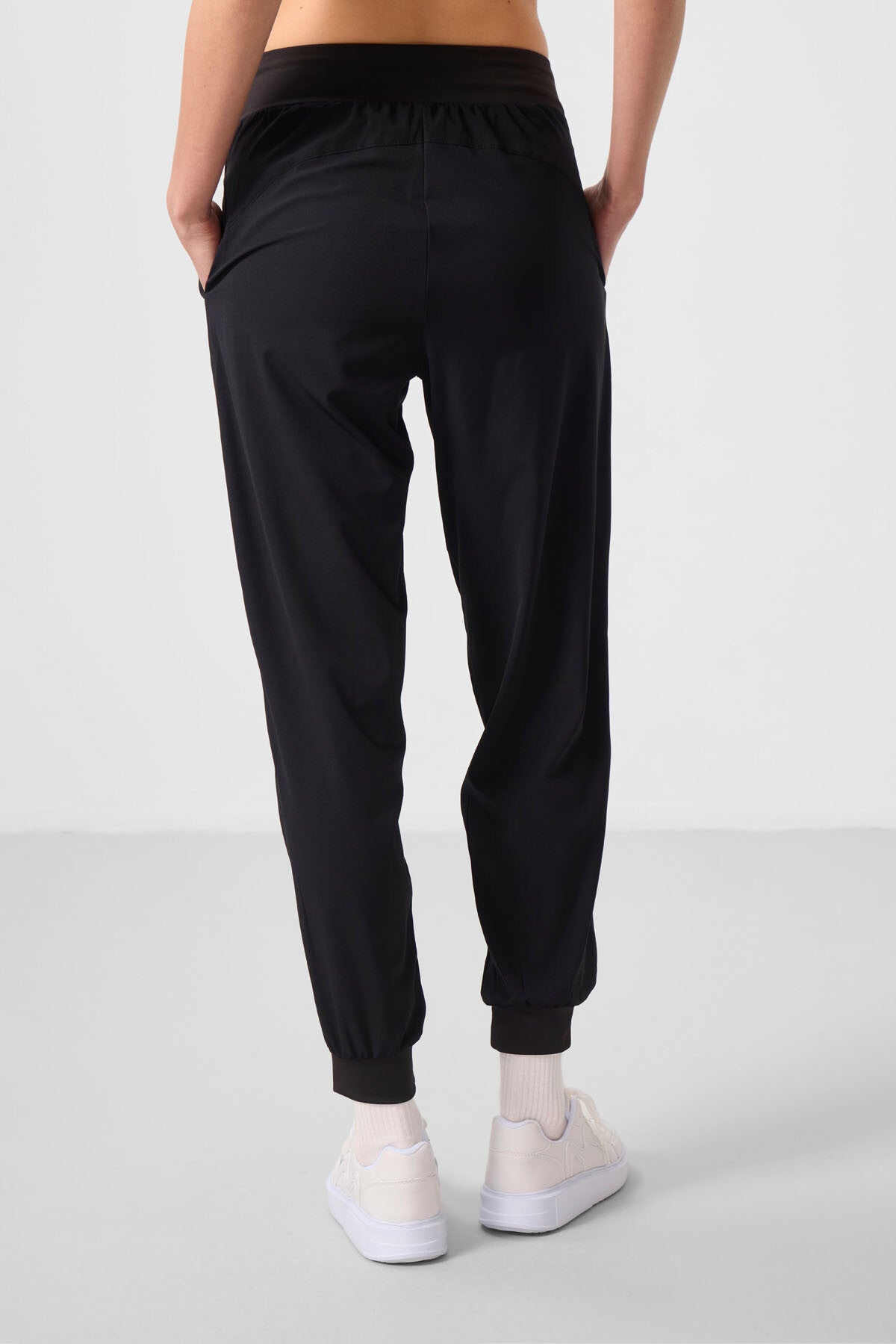 Siyah Cepli Standart Kalıp Kadın Yoga Pantolon - 94677