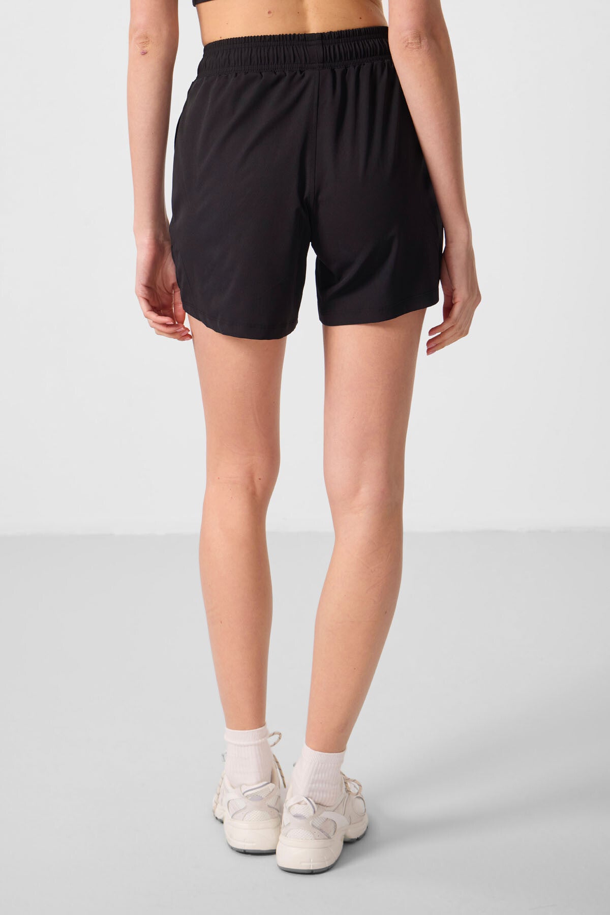 Siyah Gizli Cep Fermuarlı Rahat Form Kadın Şort - 91014