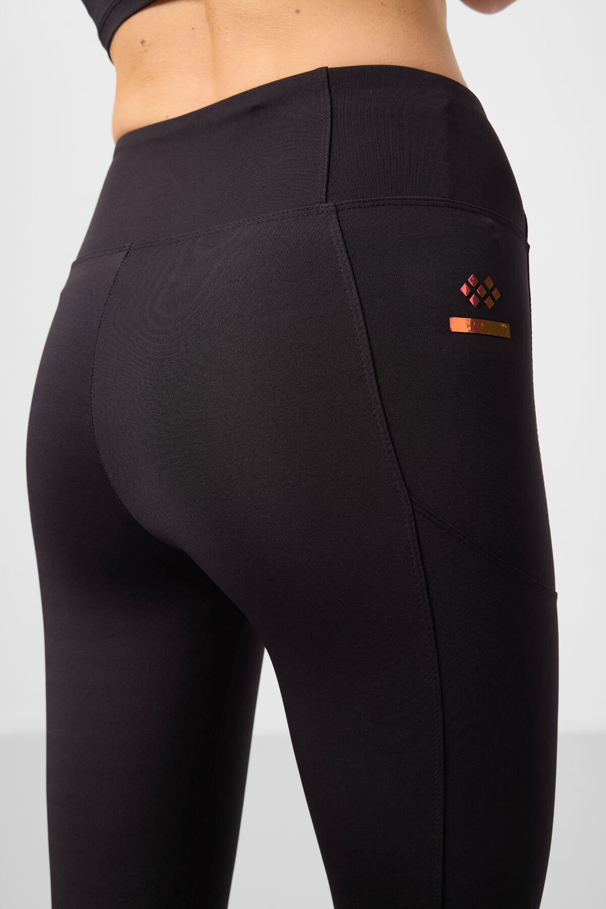 Siyah Esnek Standart Fit Performans Kadın Tayt - 94667