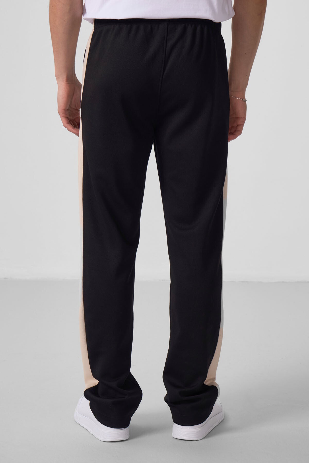 Siyah-Bej Yüzeyi Dokulu Standart Fit Palazzo Erkek Pantolon - 82171