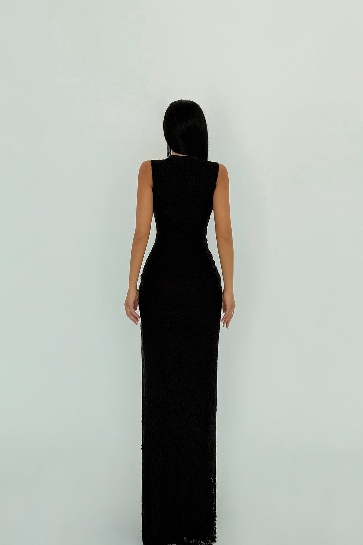 Siyah Pianosa Deniz Kabuğu Aksesuarlı Uzun Yırtmaçlı Elbise ATE-2619