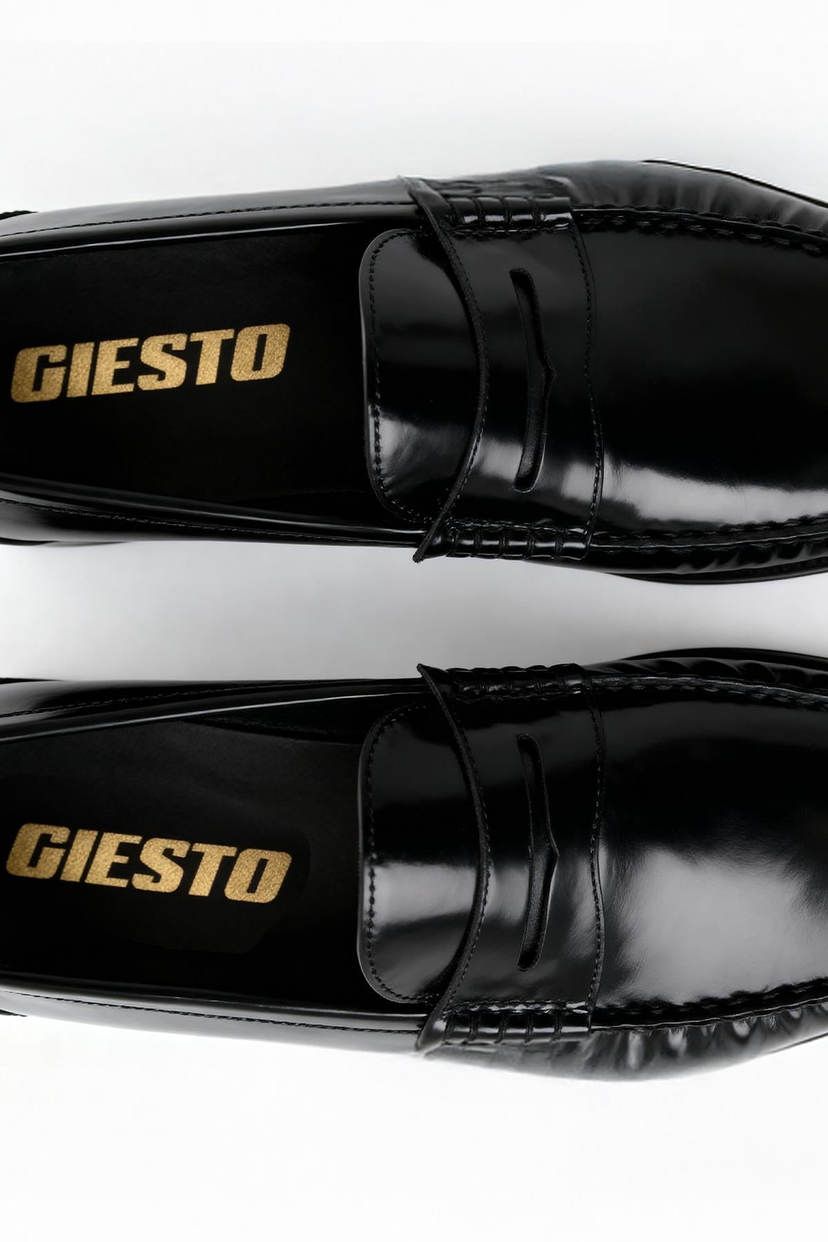 SİYAH EFEKTLİ LOAFER AYAKKABI