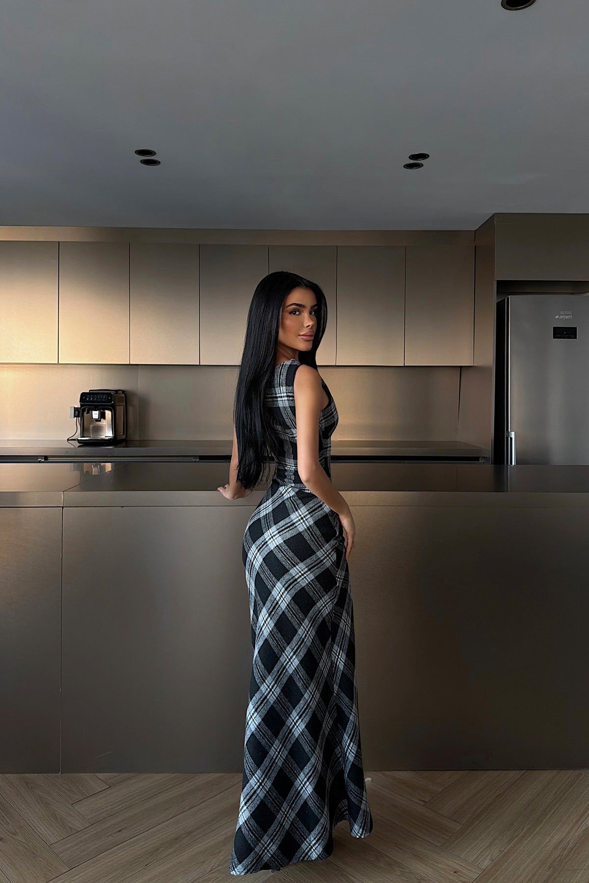 Briar Yırtmaçlı Ekose Uzun Elbise ATE-4231