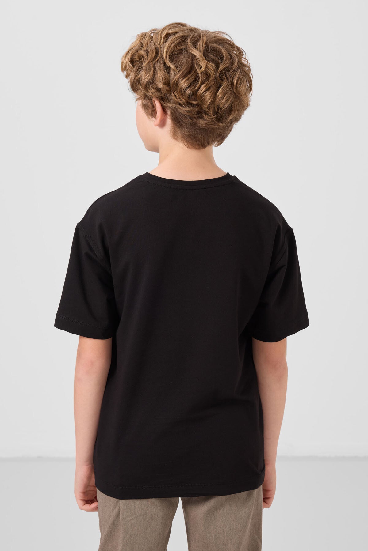 Siyah Pamuklu Yumuşak Dokulu Oversize Basic Erkek Çocuk T-Shirt - 11297