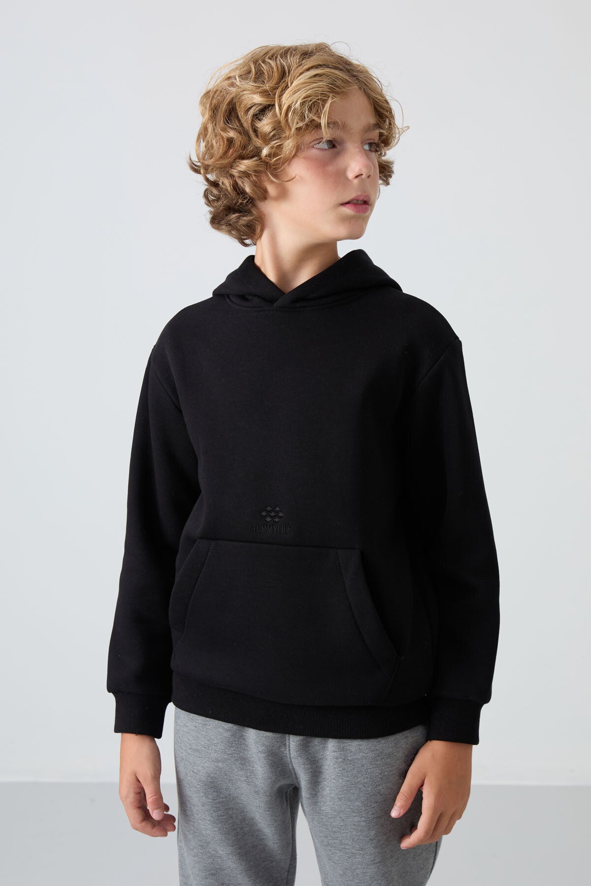 Siyah Pamuklu Kalın İçi Tüylü Yumuşak Dokulu Standart Fit Baskılı Erkek Çocuk Sweatshirt - 11215