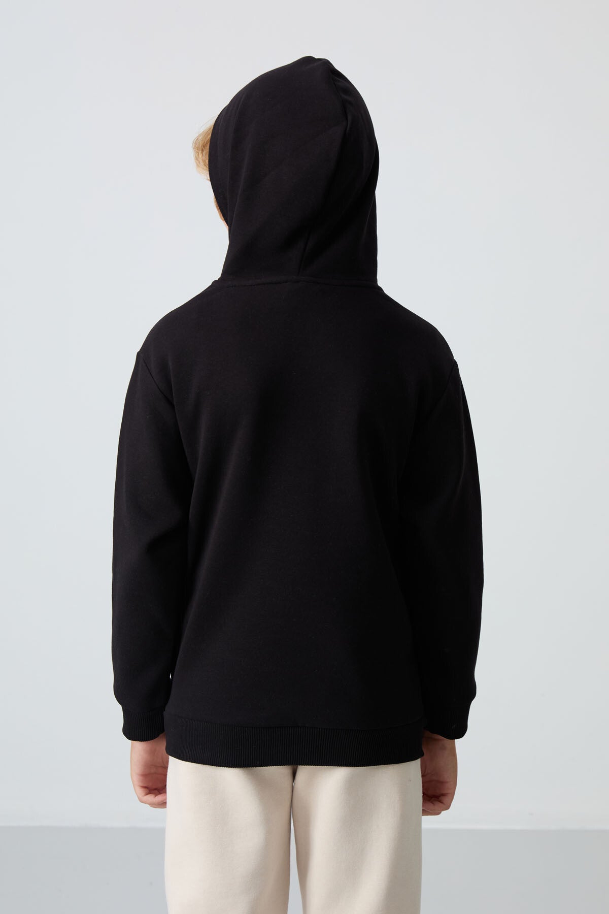 Siyah Pamuklu Kalın İçi Tüylü Yumuşak Dokulu Standart Fit Baskılı Erkek Çocuk Sweatshirt - 11239