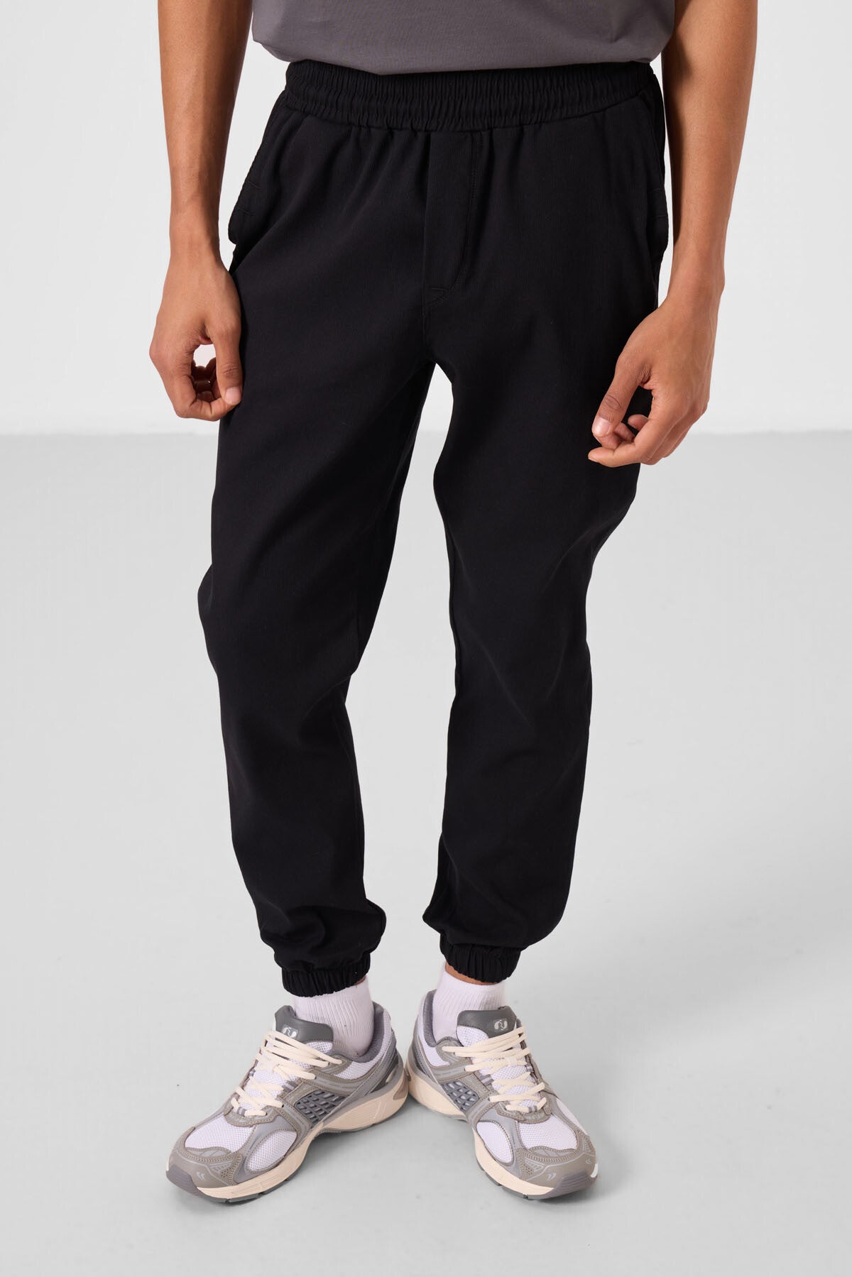 Siyah Standart Fit Dokuma Hafif Esnek Chino Erkek Pantolon - 82176