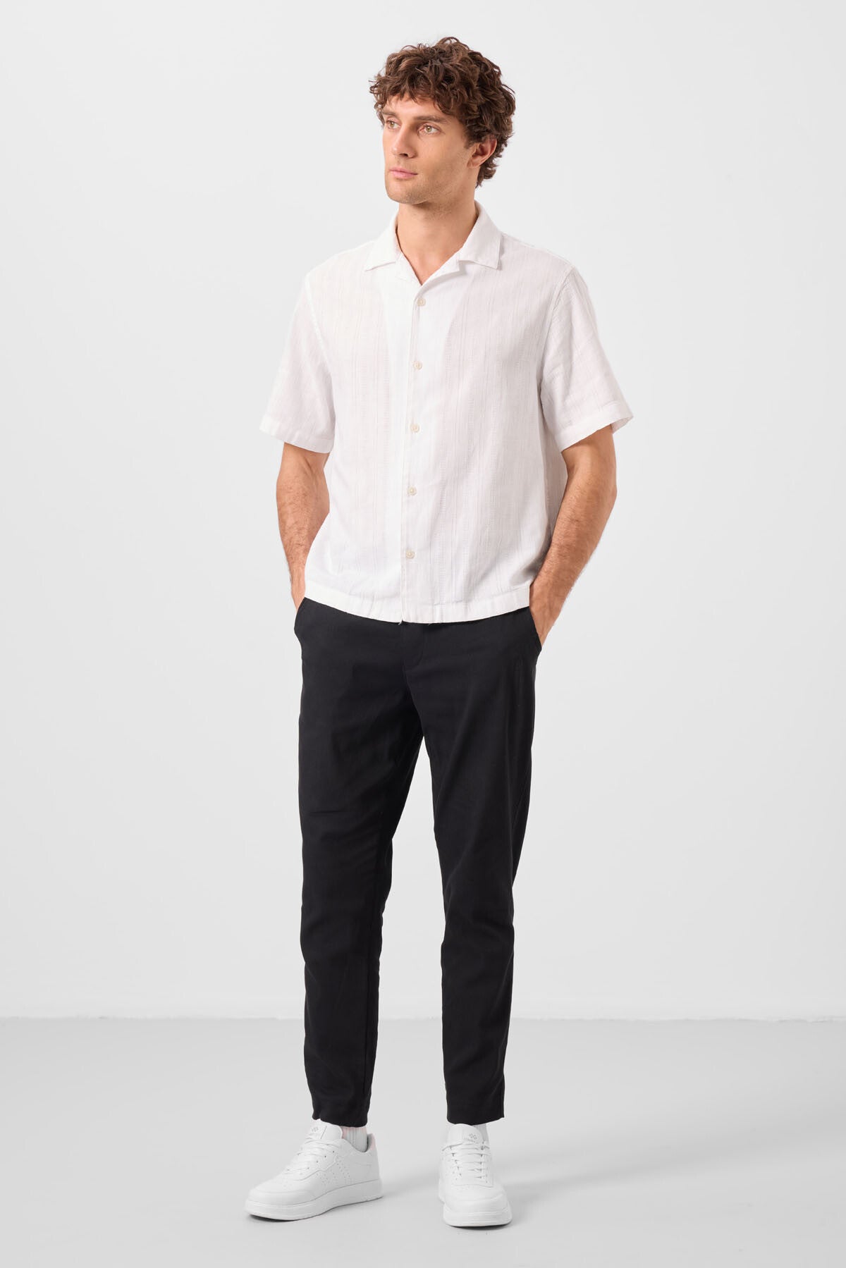 Siyah Standart Fit Dokuma Hafif Esnek Chino Erkek Pantolon - 82177