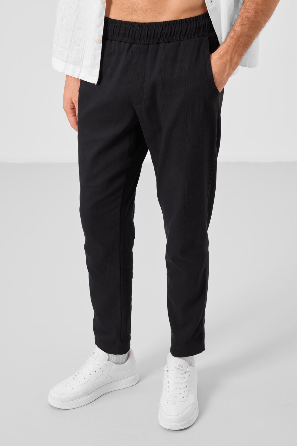 Siyah Standart Fit Dokuma Hafif Esnek Chino Erkek Pantolon - 82177