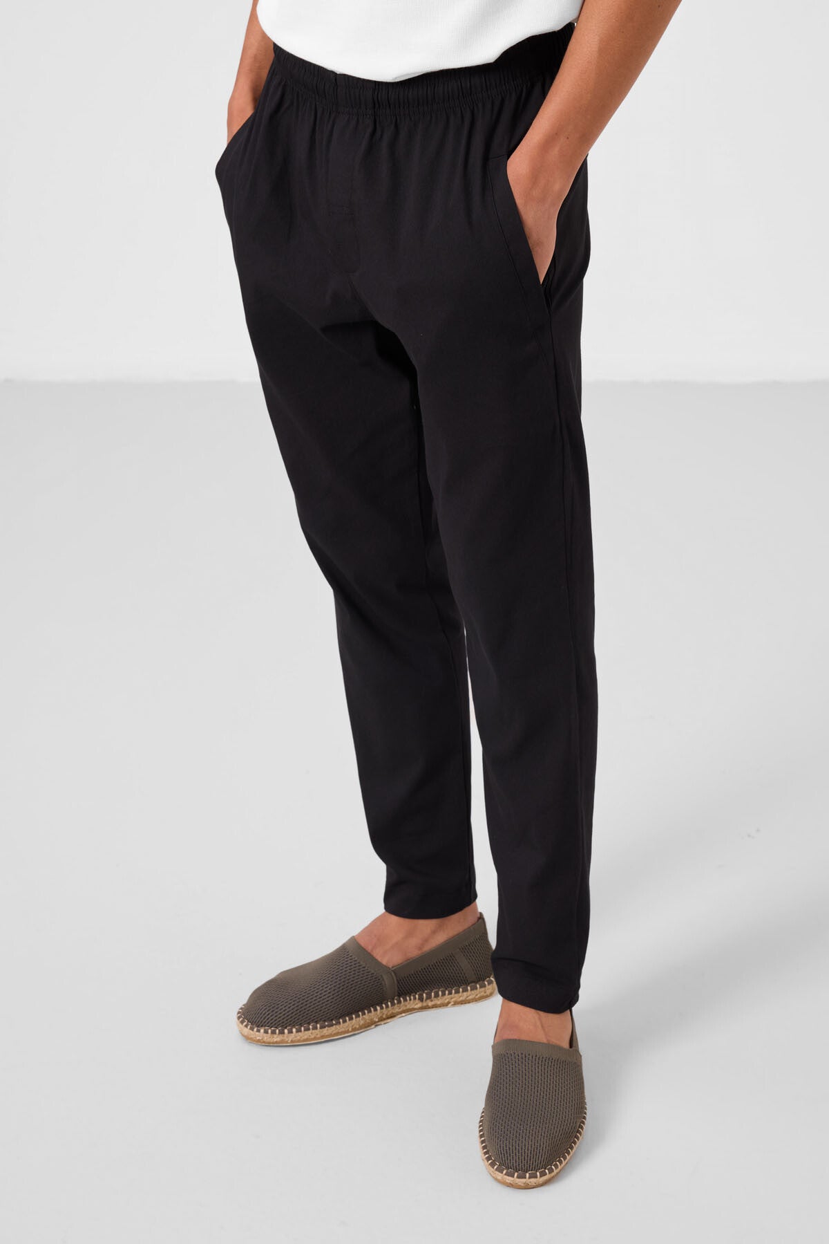 Siyah Standart Fit Dokuma Hafif Esnek Chino Erkek Pantolon - 82179
