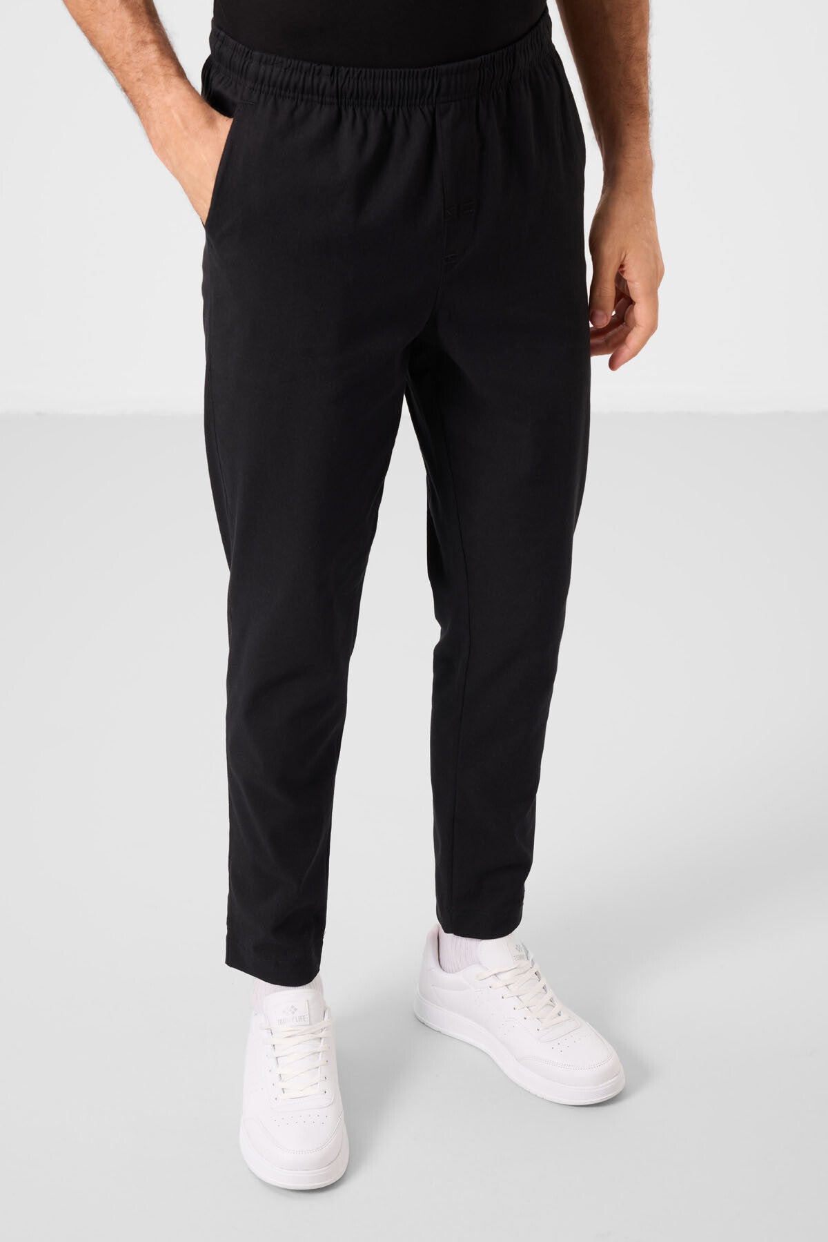 Siyah Standart Fit Dokuma Hafif Esnek Chino Erkek Pantolon - 82180