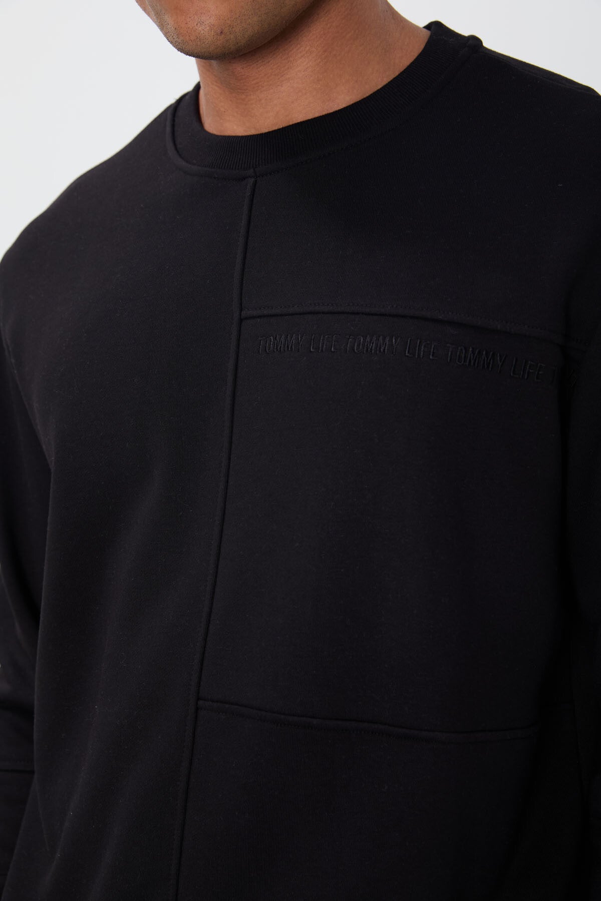 Siyah Kompakt Pamuklu Kalın Pürüzsüz Dokulu O Yaka Standart Fit Erkek Sweatshirt -88405