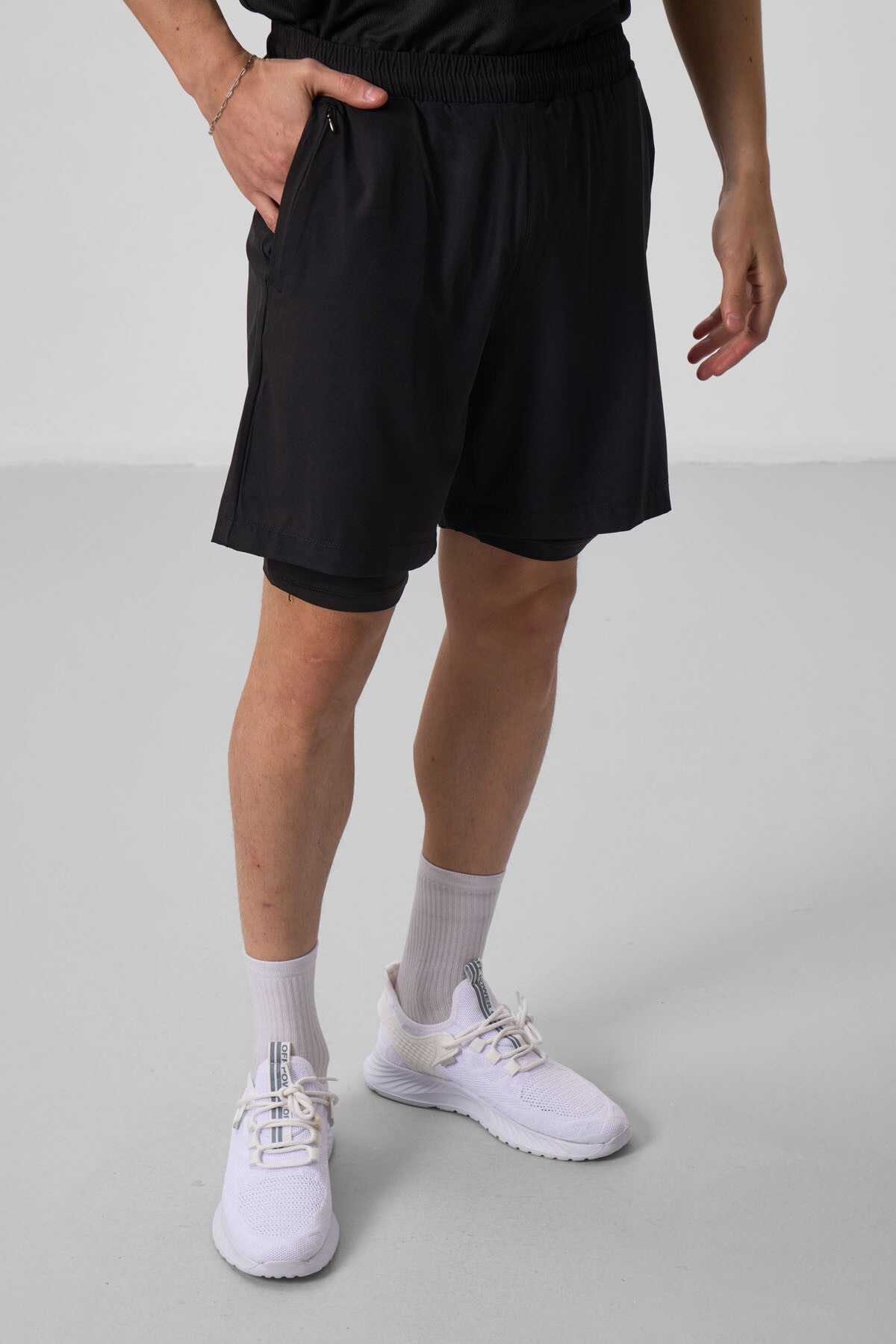 Siyah İnce Yumuşak Standart Fit Erkek Taytlı Şort - 81287