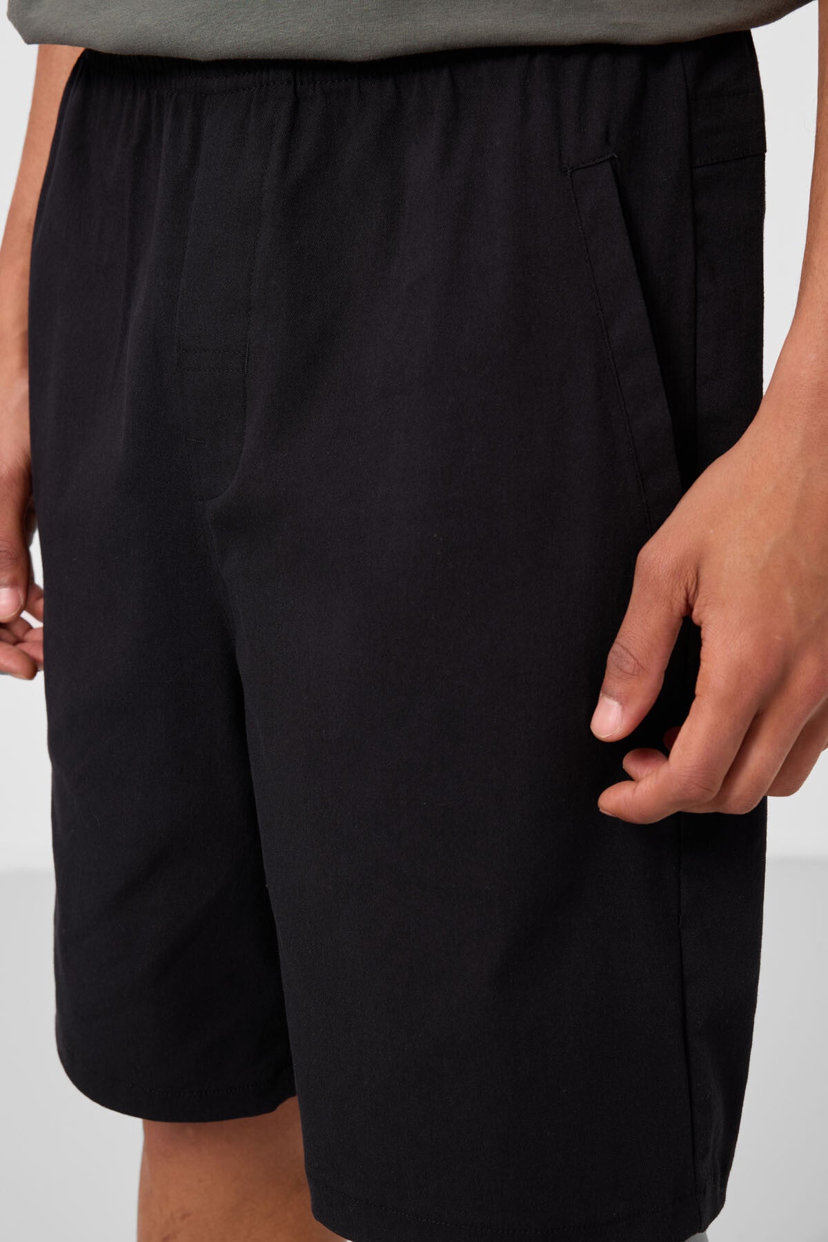 Siyah Standart Fit Dokuma Hafif Esnek Chino Erkek Şort - 81292