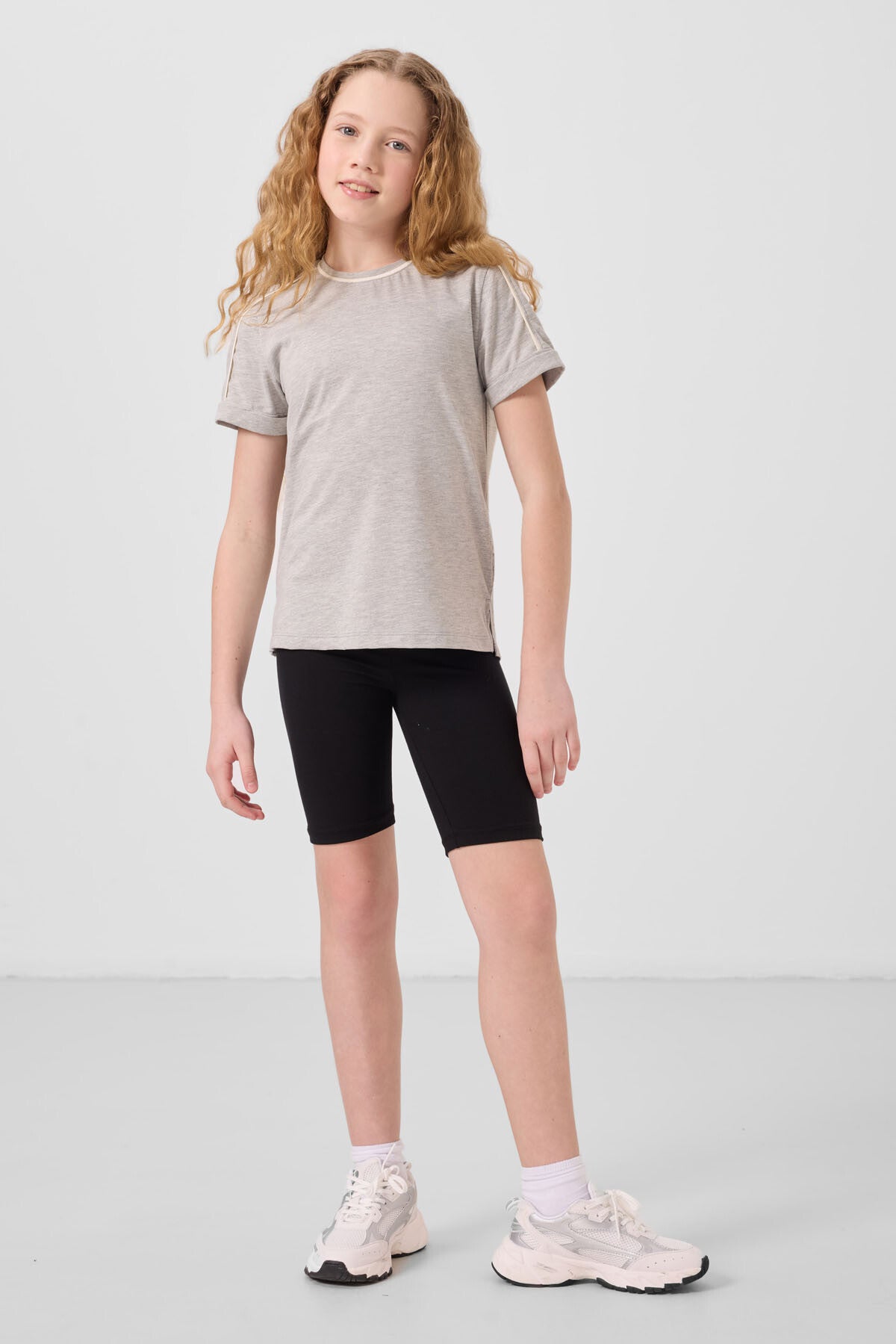 Siyah Pamuklu Kısa Paça Standart Fit Basic Kız Çocuk Tayt - 75188