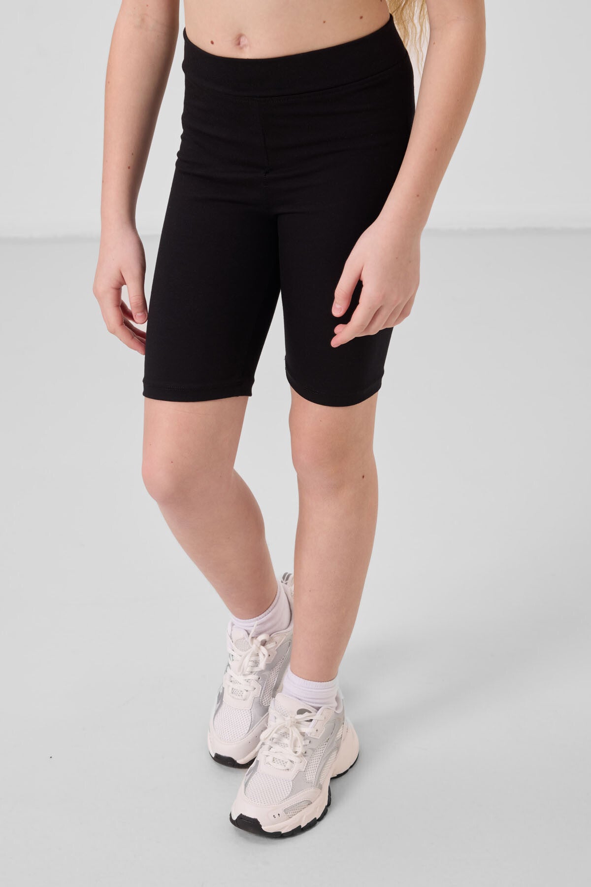 Siyah Pamuklu Kısa Paça Standart Fit Basic Kız Çocuk Tayt - 75188