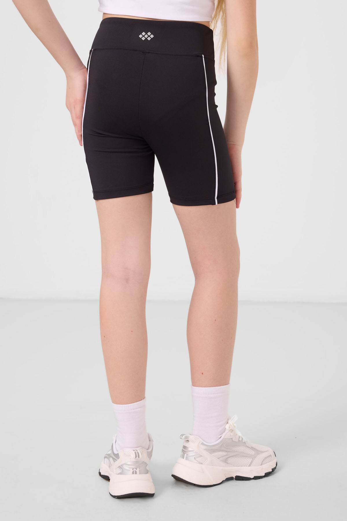 Siyah Esnek Standart Fit Basic Performans Kız Çocuk Tayt - 75189