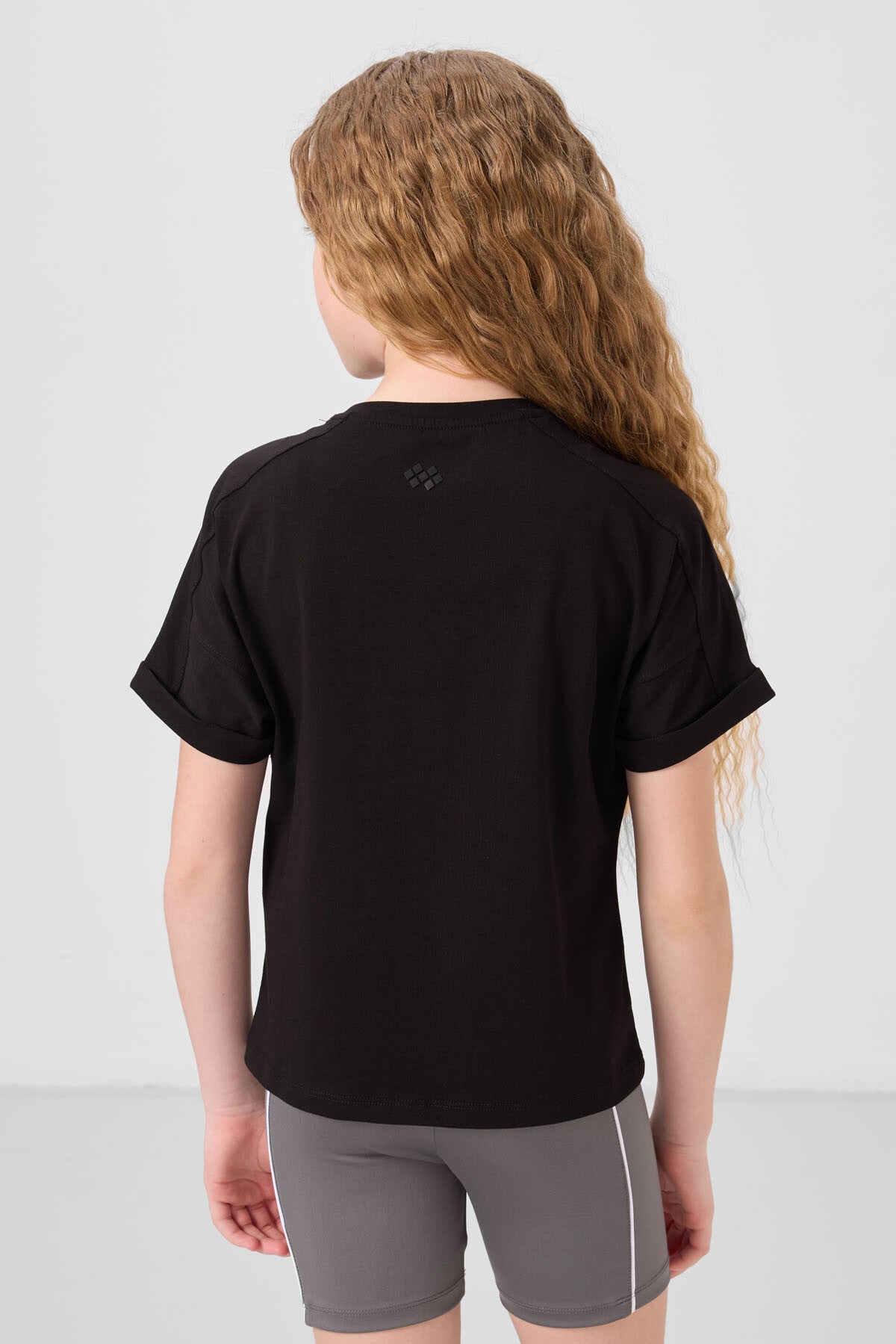 Siyah Pamuklu O Yaka Oversize Fit Basic Kız Çocuk T-Shirt - 75182