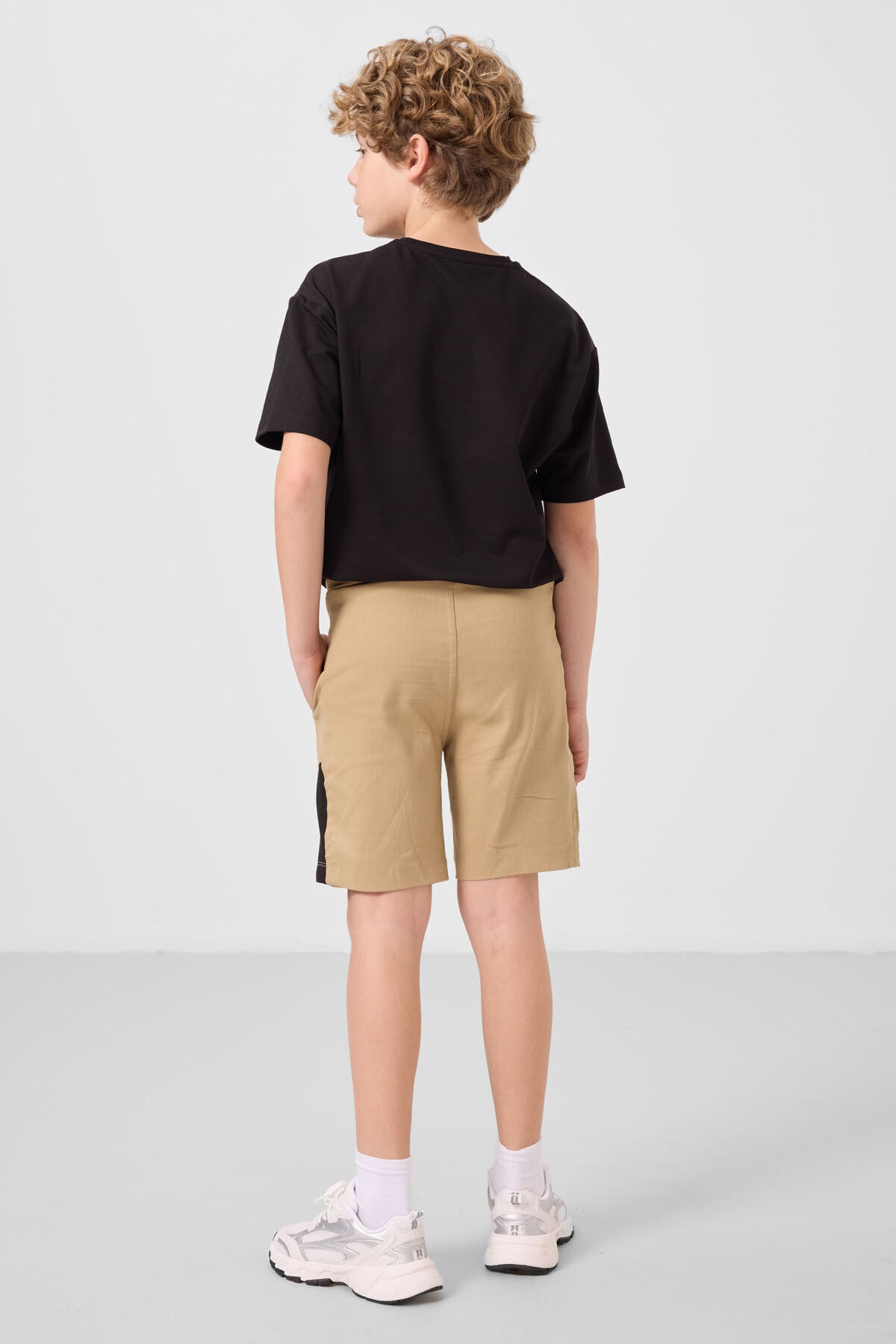 Siyah-Koyu Bej Pamuklu Oversize Fit Dokuma Hafif Esnek Chino Erkek Çocuk Şort Takım - 11275