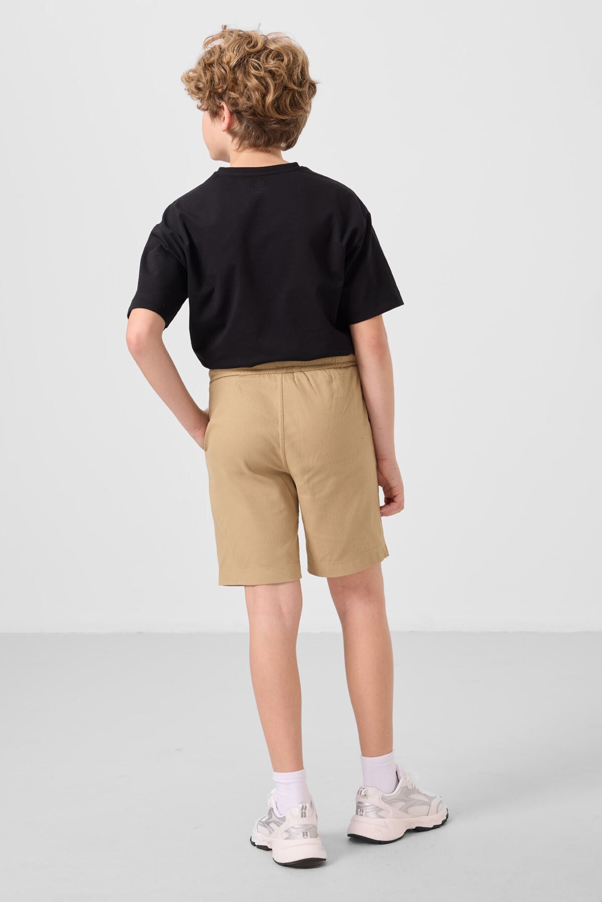 Siyah-Koyu Bej Pamuklu Oversize Fit Dokuma Hafif Esnek Chino Erkek Çocuk Şort Takım - 11279