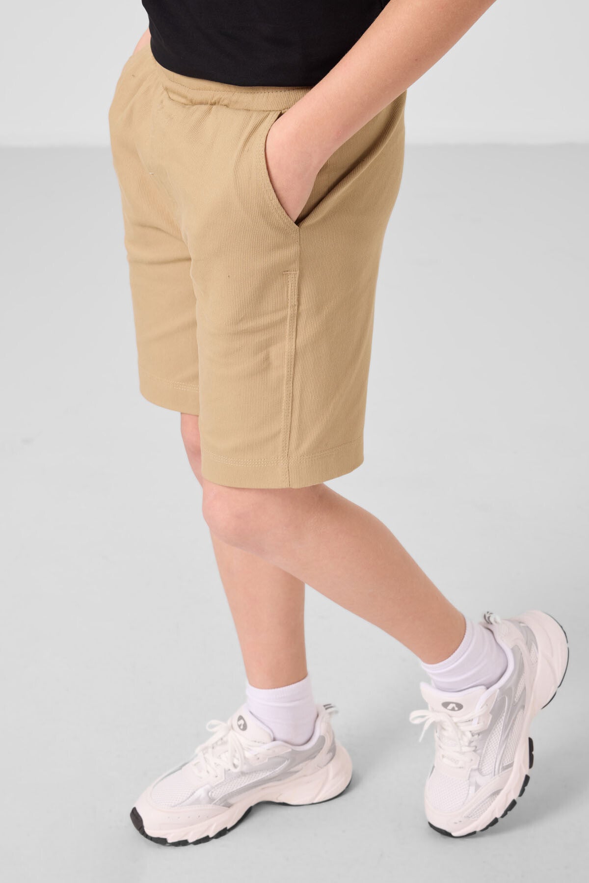 Siyah-Koyu Bej Pamuklu Oversize Fit Dokuma Hafif Esnek Chino Erkek Çocuk Şort Takım - 11279