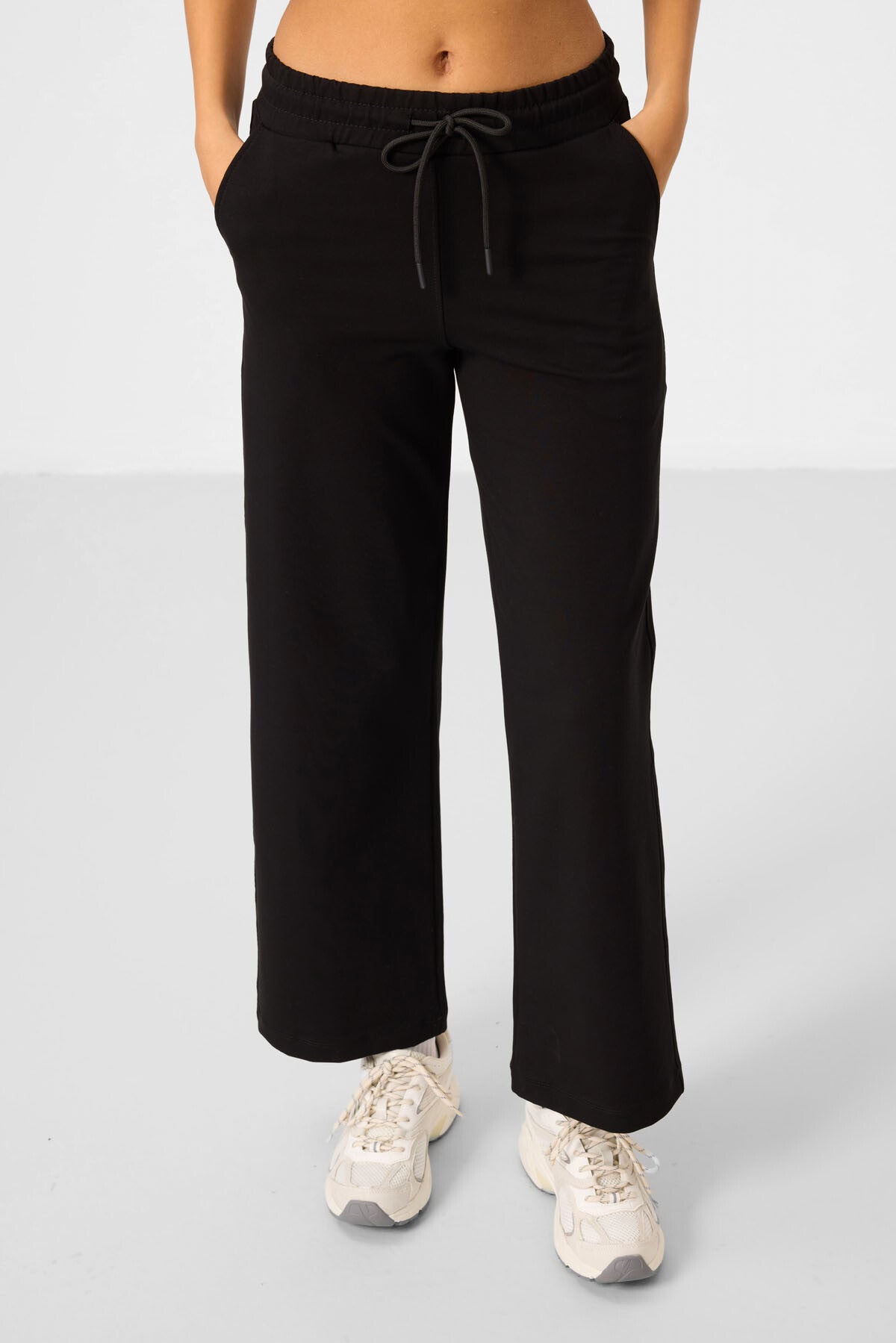 Siyah Dik Yaka Fermuarlı Pamuklu Kadın Eşofman Tunik Takım - 95346