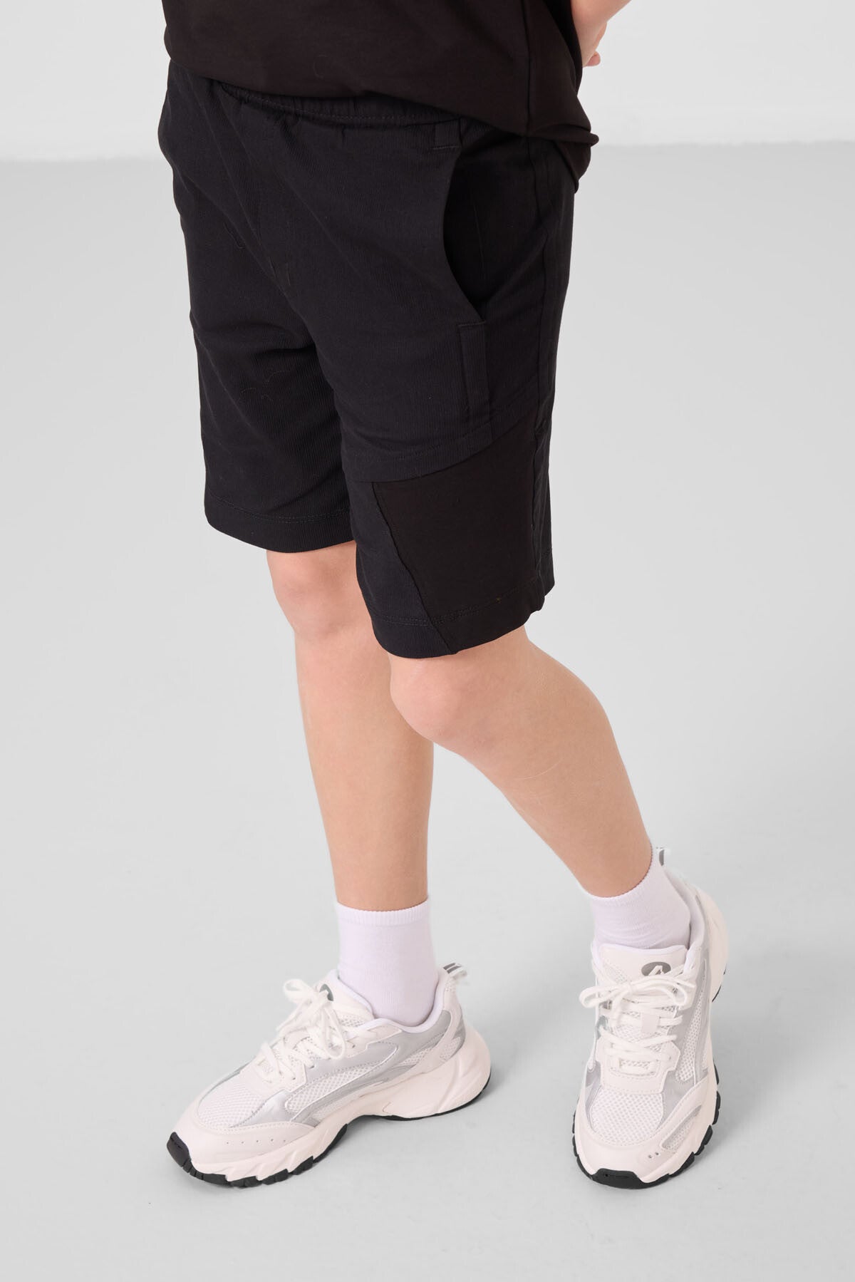 Siyah Pamuklu Oversize Fit Dokuma Hafif Esnek Chino Erkek Çocuk Şort Takım - 11275