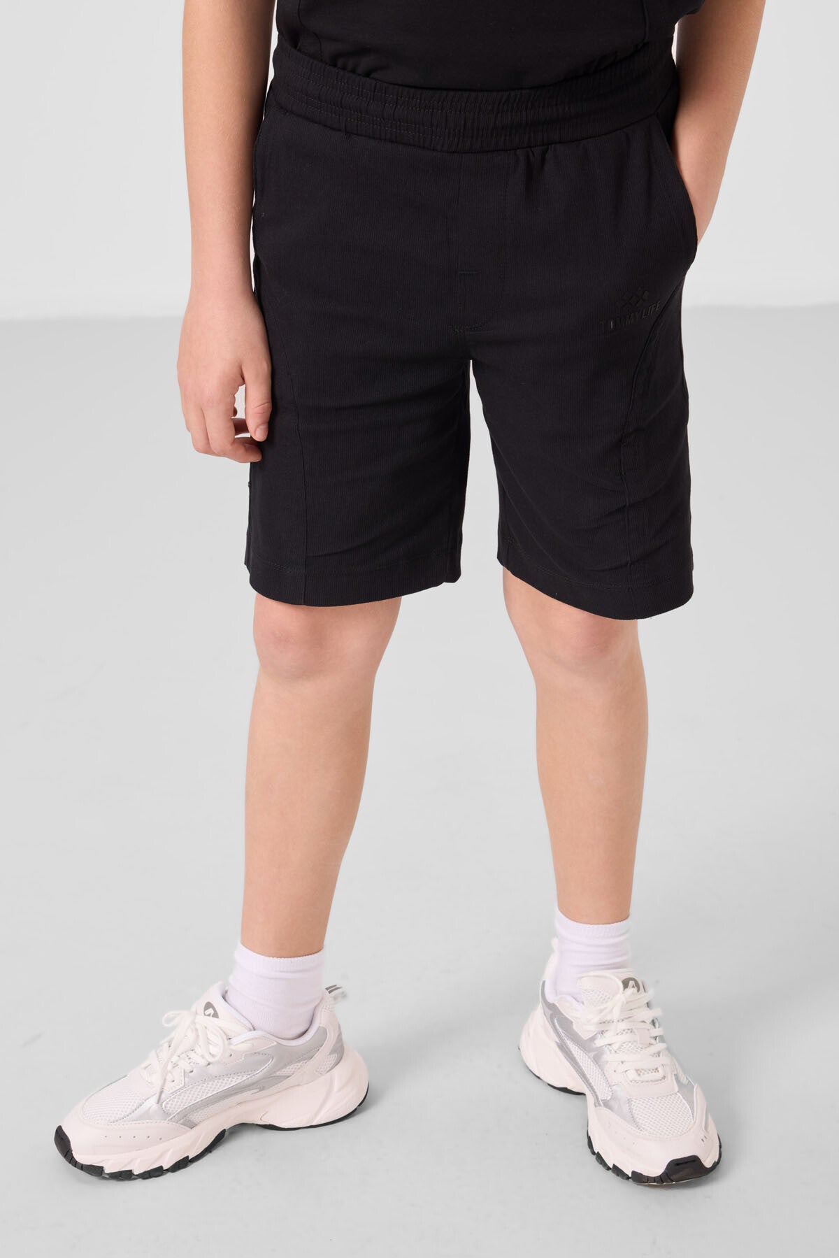 Siyah Pamuklu Oversize Fit Dokuma Hafif Esnek Chino Erkek Çocuk Şort Takım - 11276