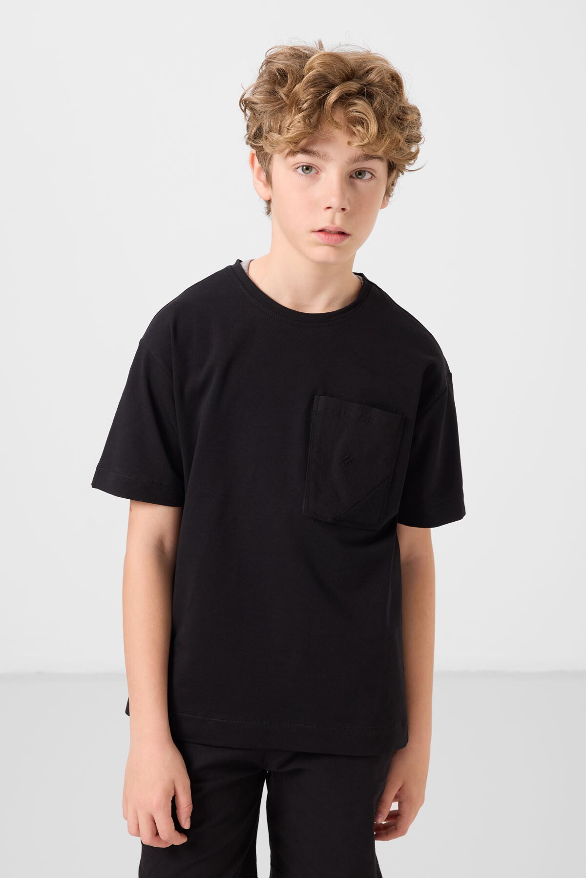 Siyah Pamuklu Oversize Fit Dokuma Hafif Esnek Chino Erkek Çocuk Şort Takım - 11278