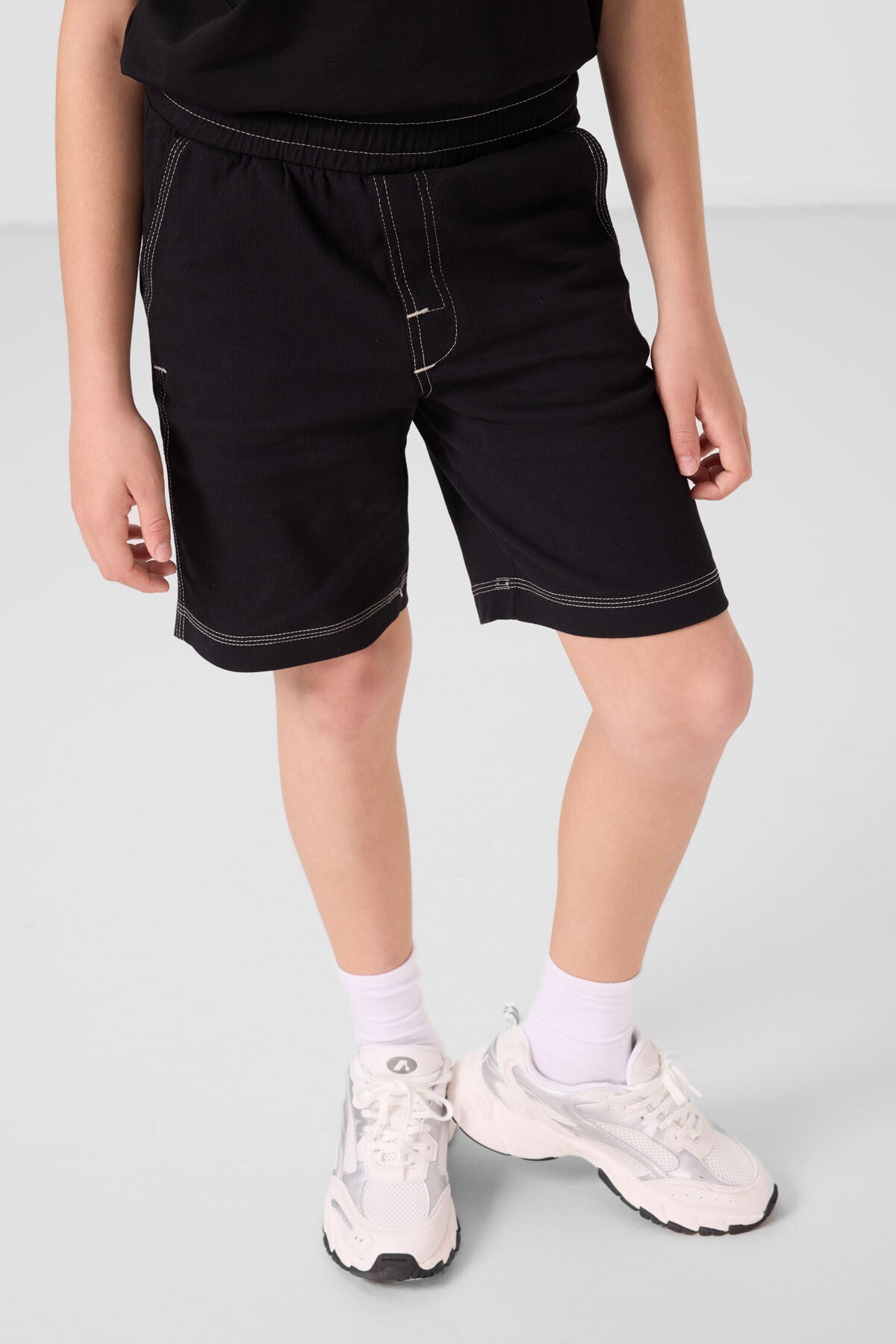 Siyah Pamuklu Oversize Fit Dokuma Hafif Esnek Chino Erkek Çocuk Şort Takım - 11279