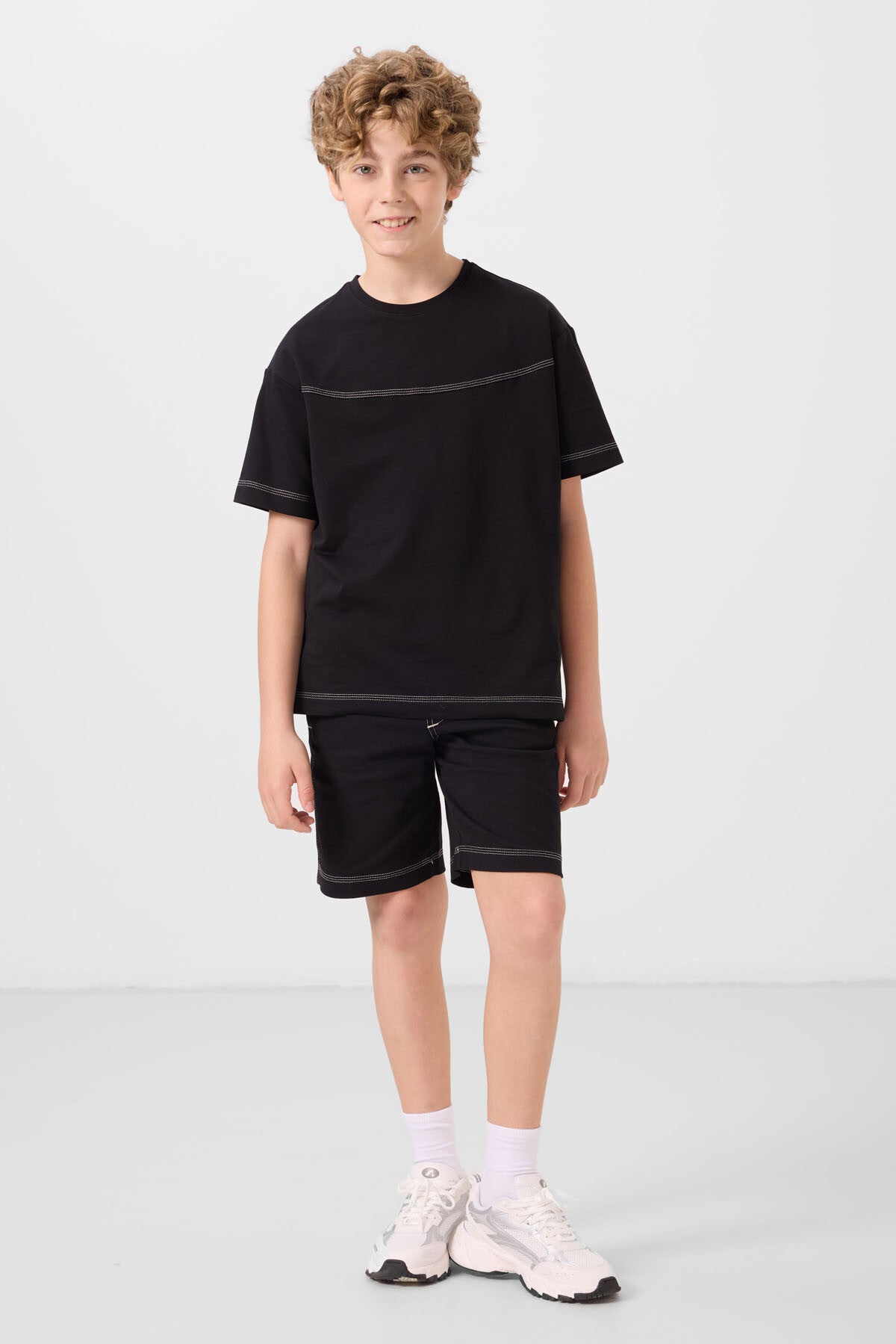 Siyah Pamuklu Oversize Fit Dokuma Hafif Esnek Chino Erkek Çocuk Şort Takım - 11279