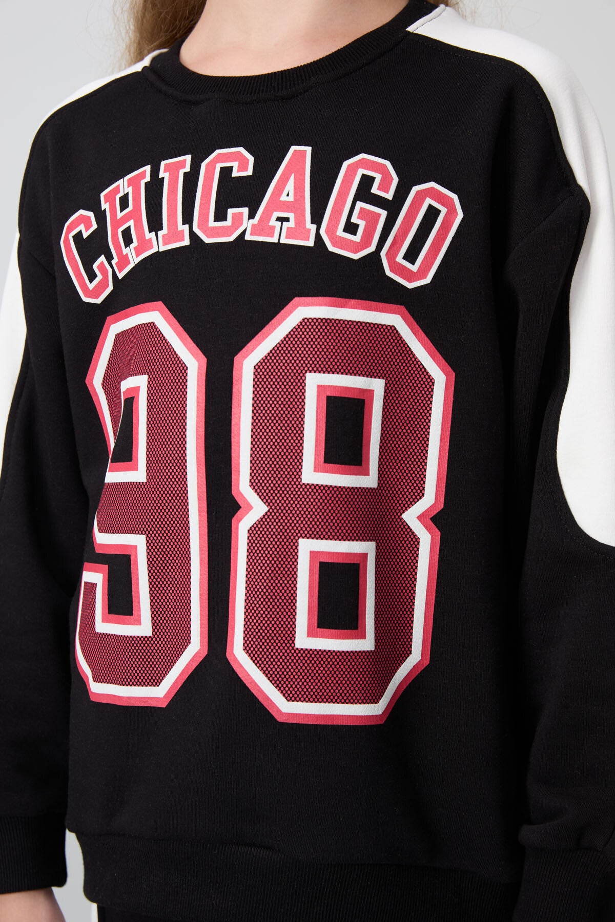 Siyah Pamuklu İçi Tüylü Yumuşak Dokulu Standart Fit Nakışlı Kız Çocuk Eşofman Takım - 75170