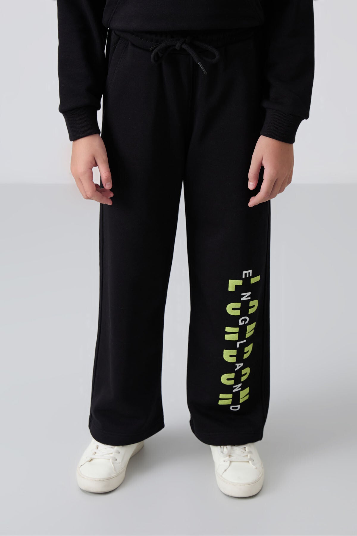 Siyah Pamuklu İçi Tüylü Yumuşak Dokulu Oversize Baskılı Kız Çocuk Eşofman Takım - 75147