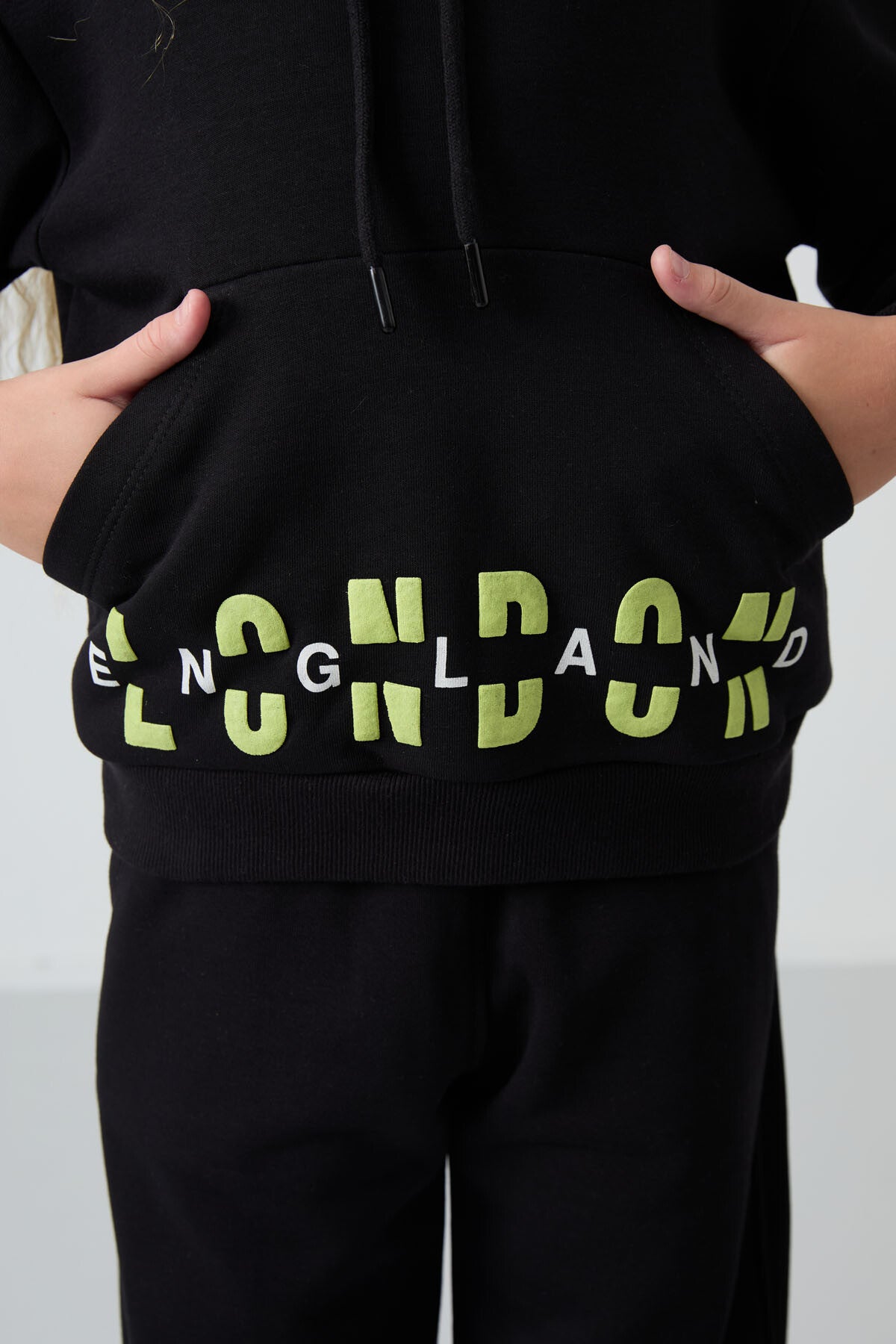 Siyah Pamuklu İçi Tüylü Yumuşak Dokulu Oversize Baskılı Kız Çocuk Eşofman Takım - 75147