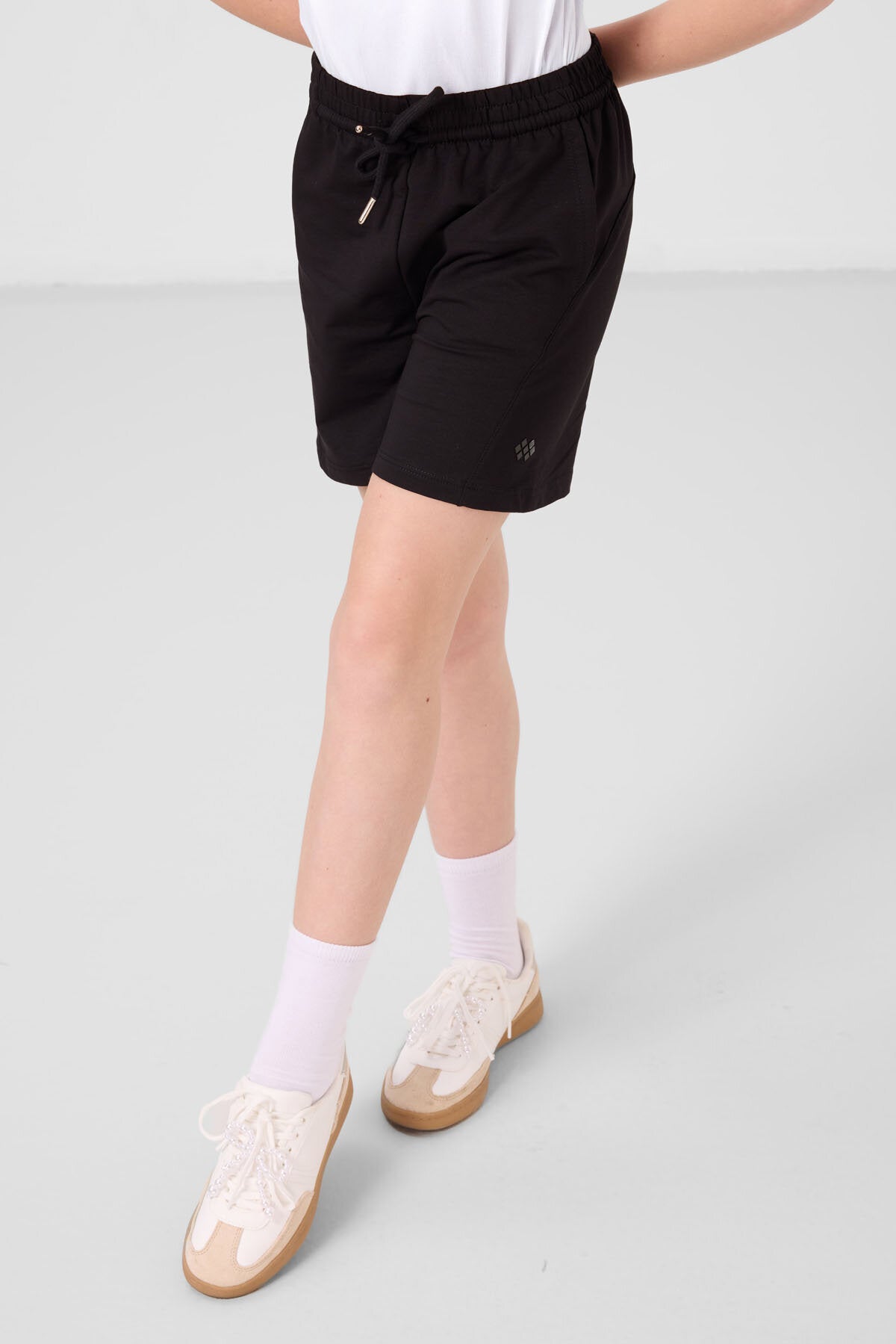 Siyah Pamuklu Yumuşak Dokulu Standart Fit Basic Kız Çocuk Şort Takım - 75184