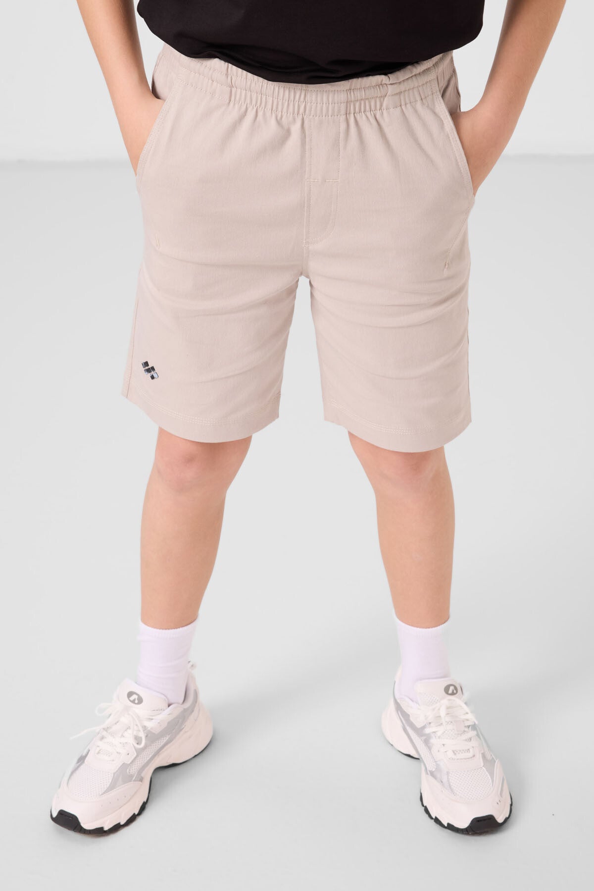 Siyah-Taş Pamuklu Oversize Fit Dokuma Hafif Esnek Chino Erkek Çocuk Şort Takım - 11277