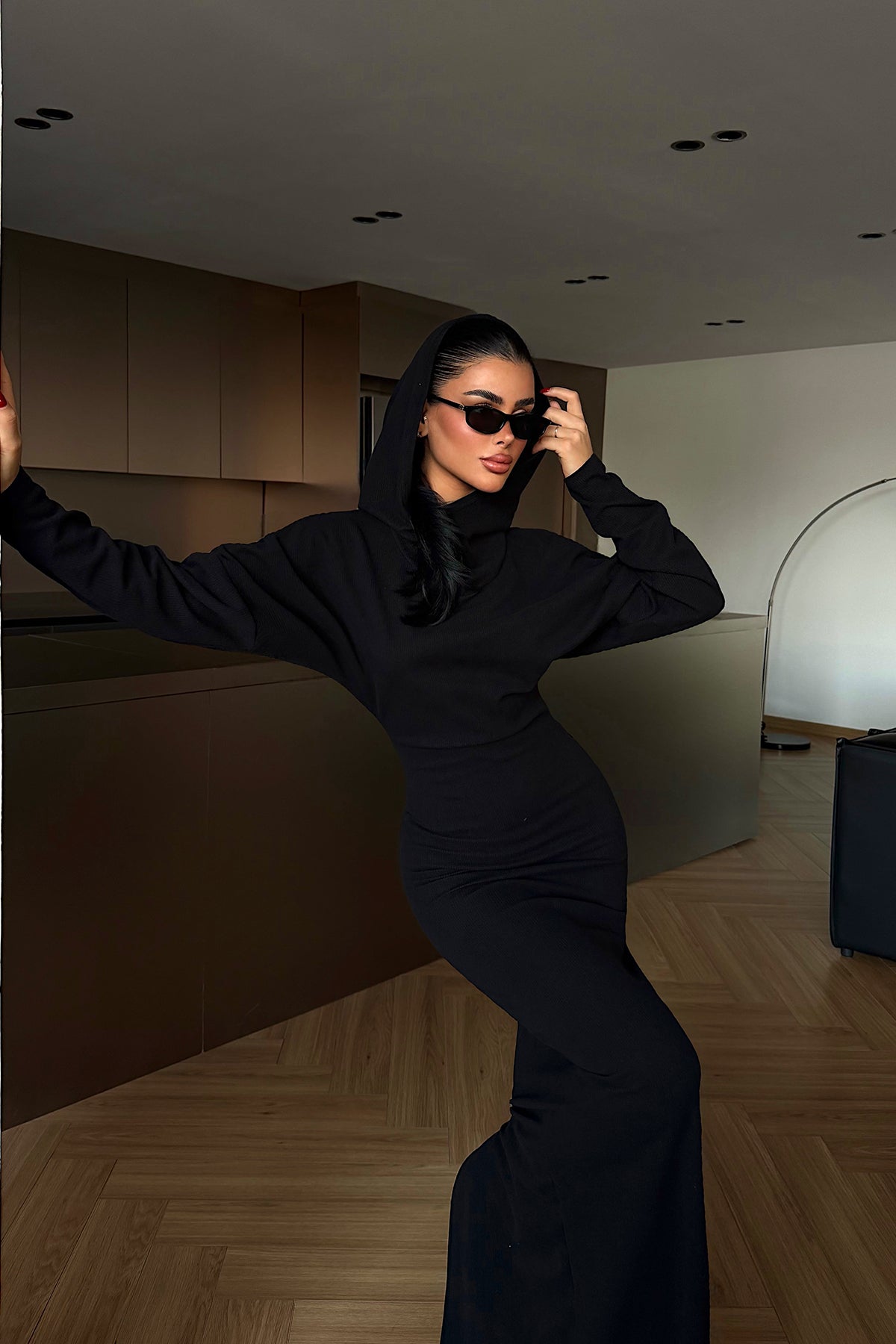 Siyah Magma Uzun Kapüşonlu Elbise ATE-4366