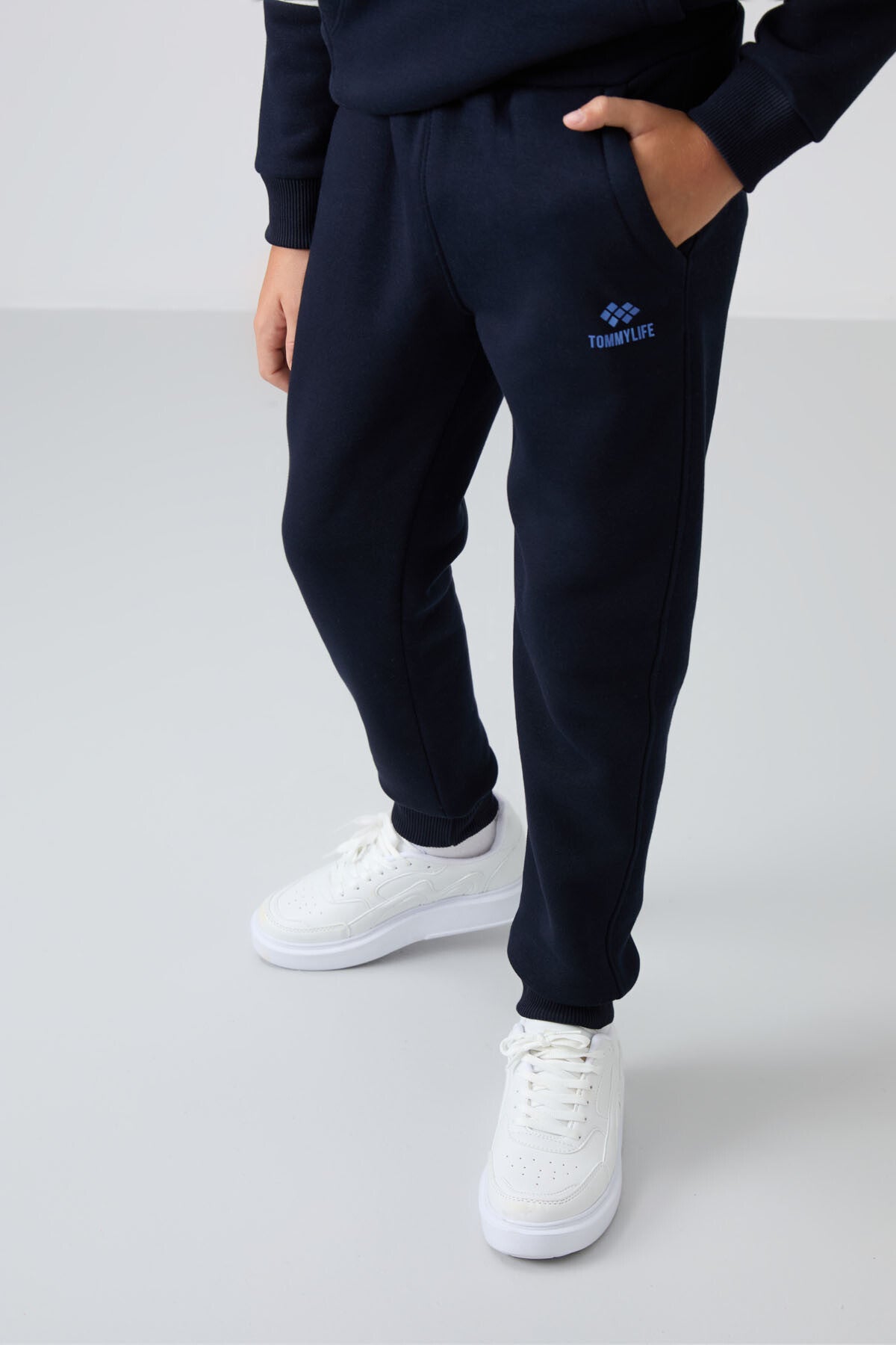 Soft Vişne-Lacivert Pamuklu Kalın İçi Tüylü Standart Fit Nakışlı Erkek Çocuk Eşofman Takım - 11255