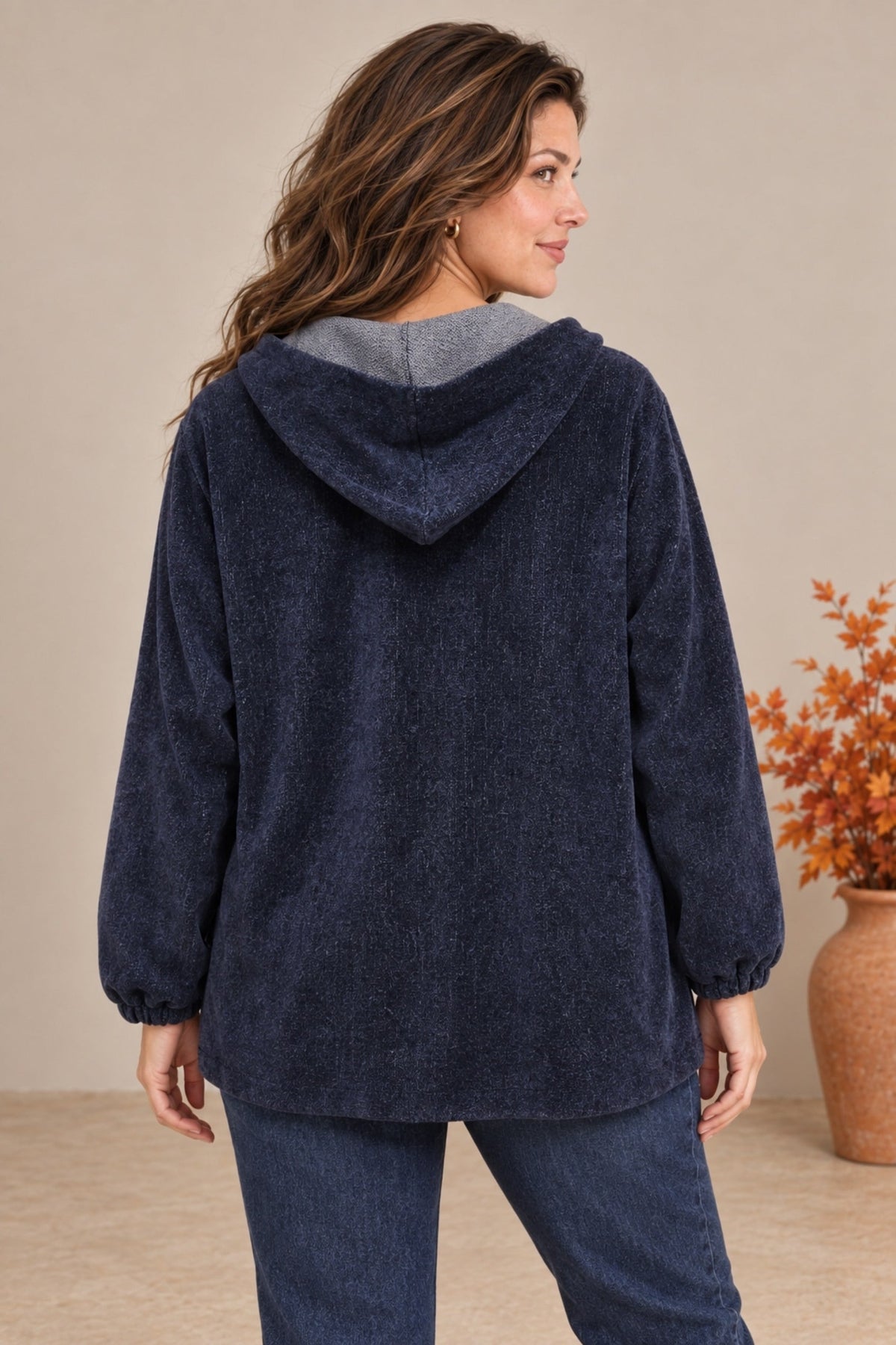 Yumuşak Kadife Tuşeli Fermuarlı Büyük Beden Sweatshirt Lacivert