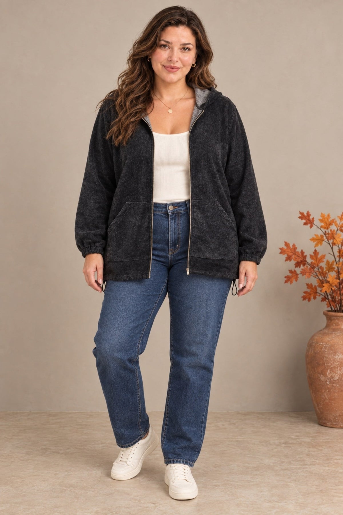 Yumuşak Kadife Tuşeli Fermuarlı Büyük Beden Sweatshirt Siyah