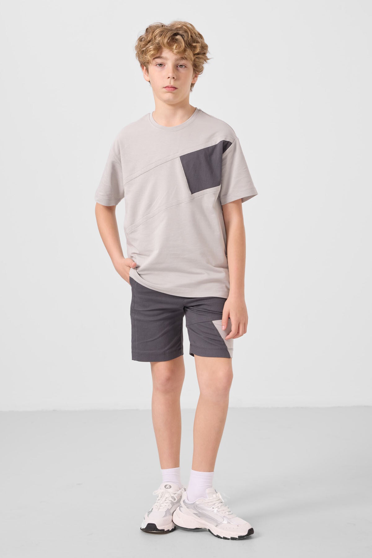 Taş-Antrasit Pamuklu Oversize Fit Dokuma Hafif Esnek Chino Erkek Çocuk Şort Takım - 11275