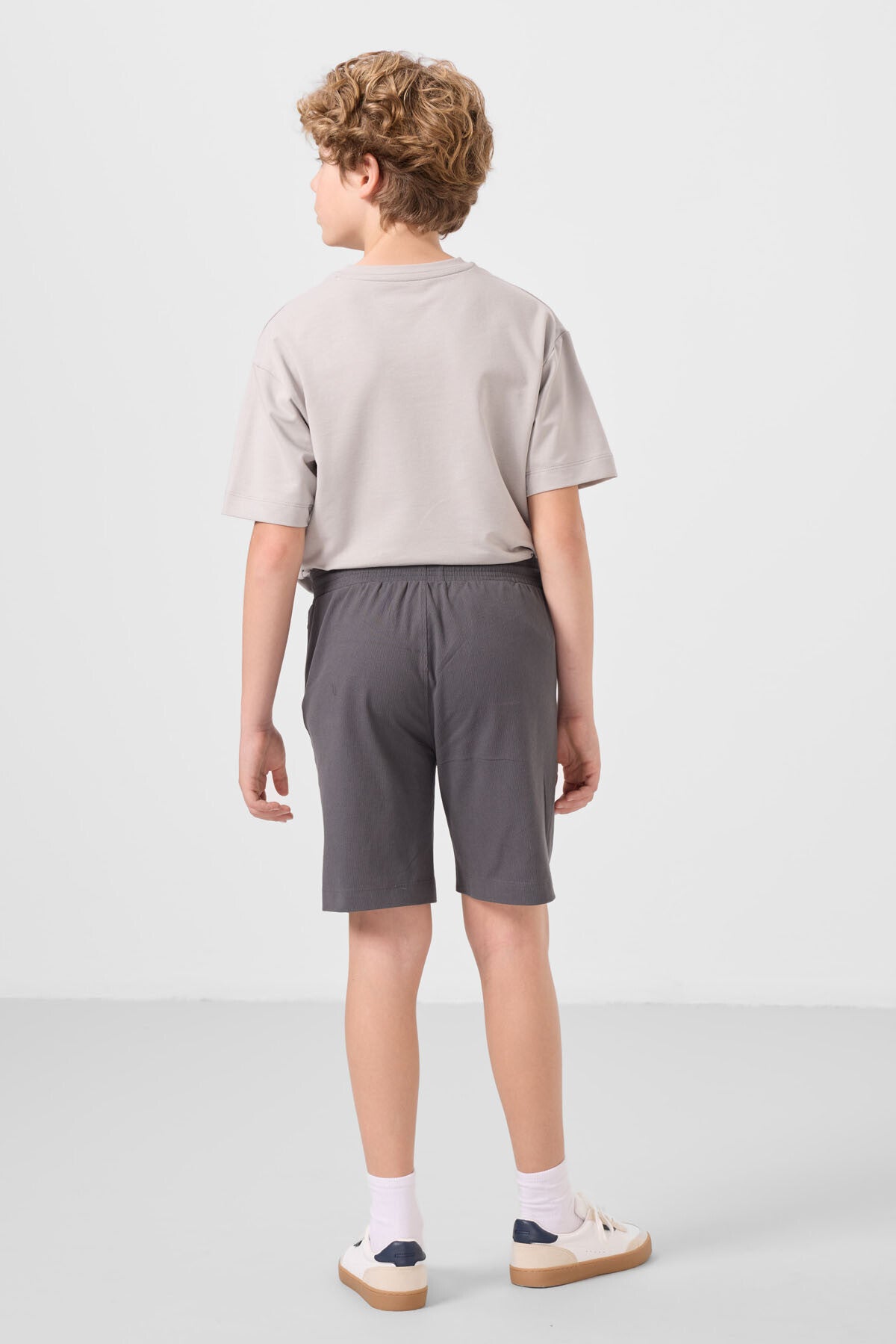 Taş-Antrasit Pamuklu Oversize Fit Dokuma Hafif Esnek Chino Erkek Çocuk Şort Takım - 11276