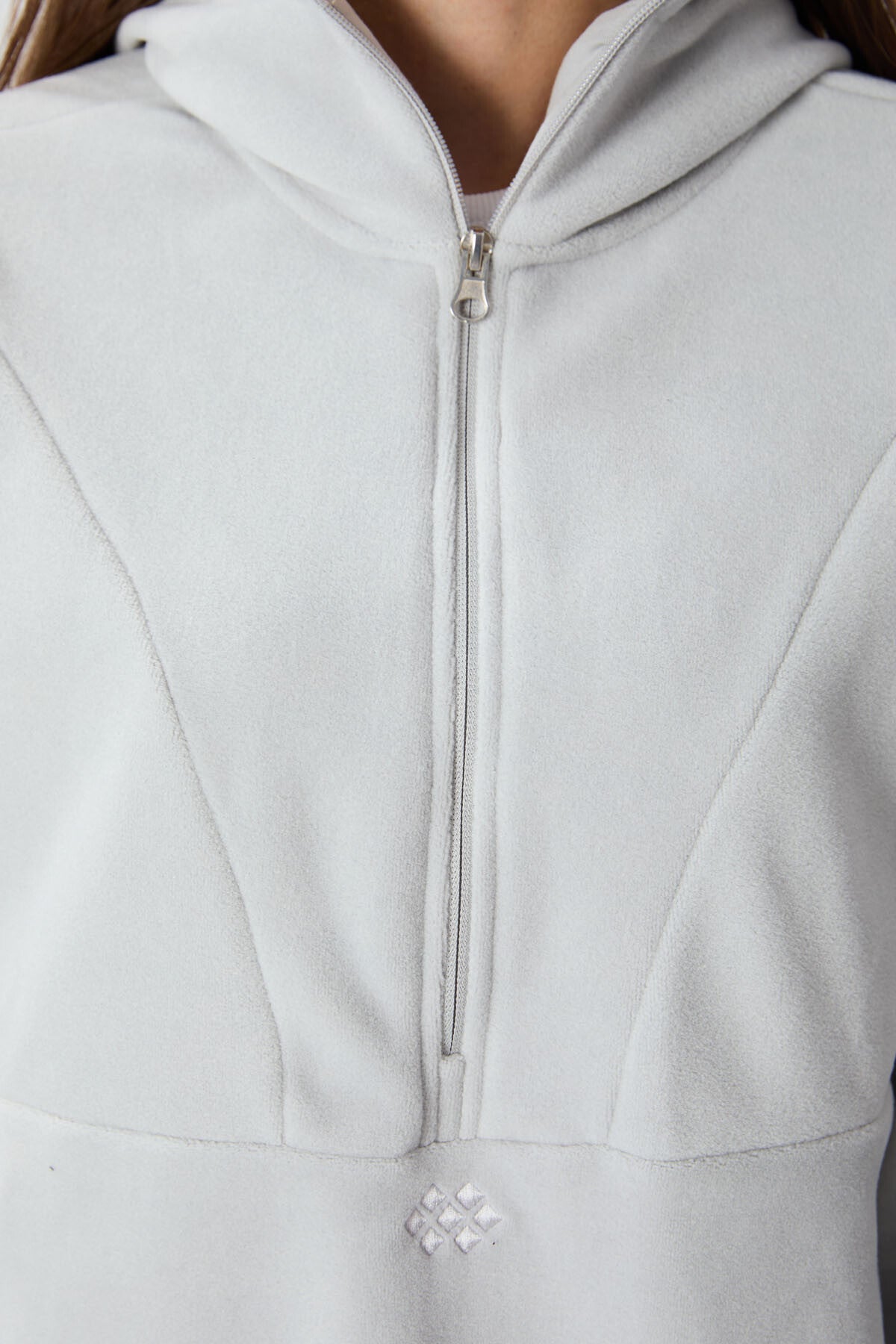 Taş Kalın Yumuşak Dokulu Kapüşonlu Oversize Nakışlı Polar Kadın Sweatshirt -97286