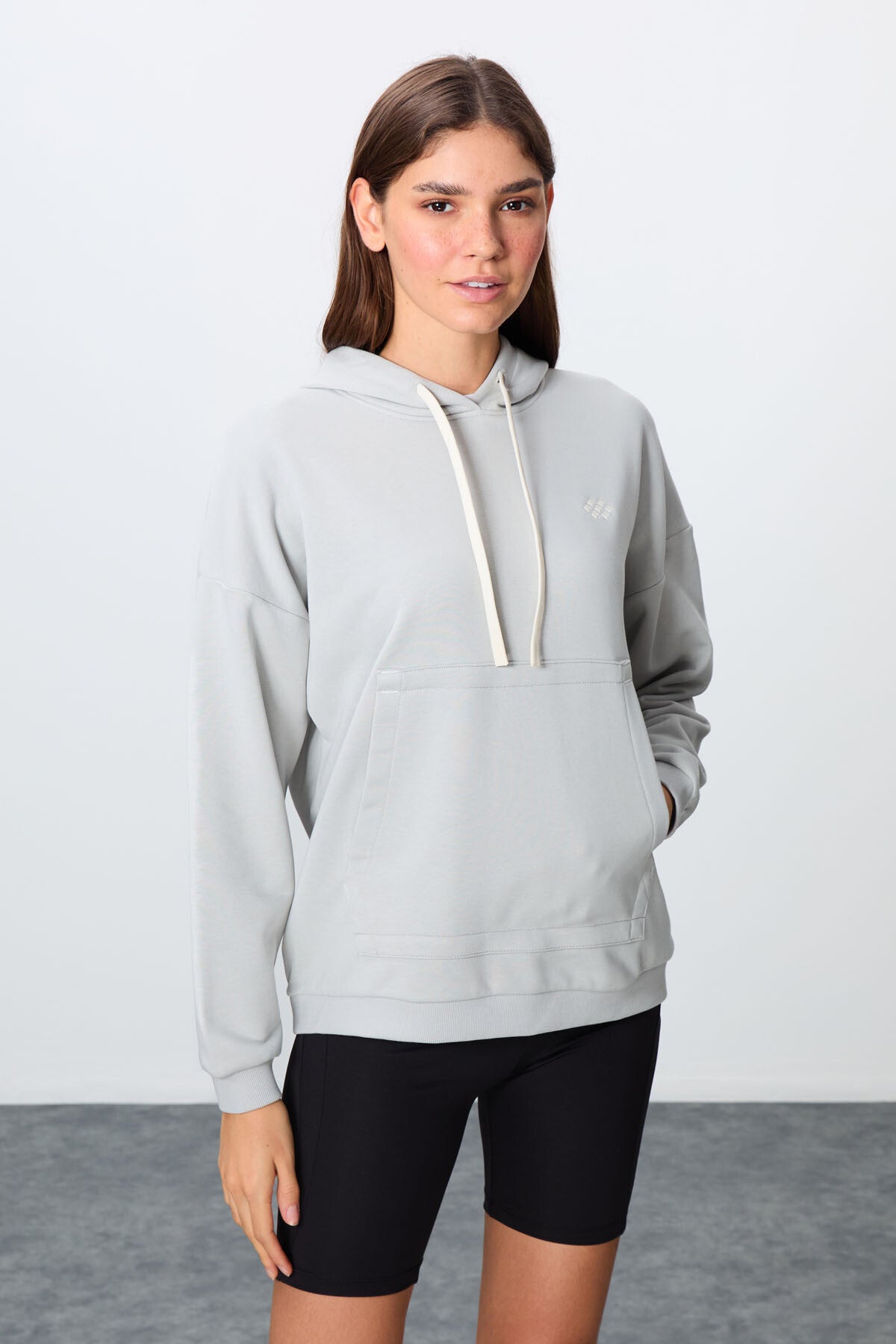 Taş Kompakt Pamuklu Kalın Pürüzsüz Dokulu Kapüşonlu Oversize Fit Kadın Sweatshirt - 97291