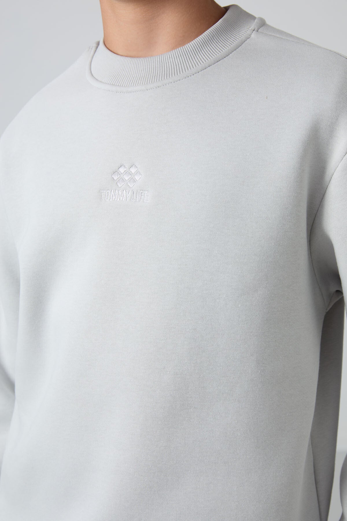 Taş Pamuklu Kalın İçi Tüylü Yumuşak Dokulu Standart Fit Nakışlı Erkek Çocuk Sweatshirt - 11232