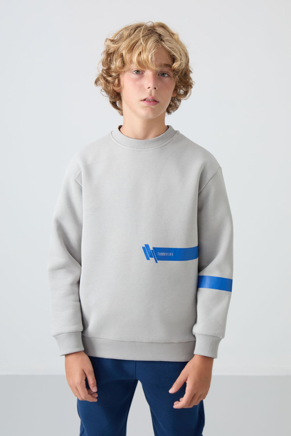 Taş Pamuklu Kalın İçi Tüylü Yumuşak Dokulu Standart Fit Baskılı Erkek Çocuk Sweatshirt - 11238