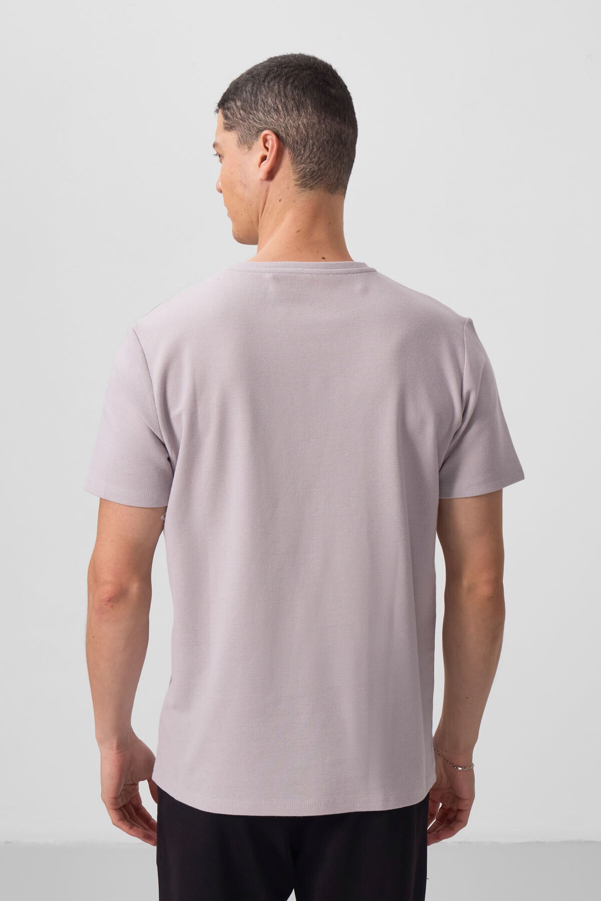Taş Yüzeyi Dokulu Rahat Form Basic Erkek T-Shirt - 88436