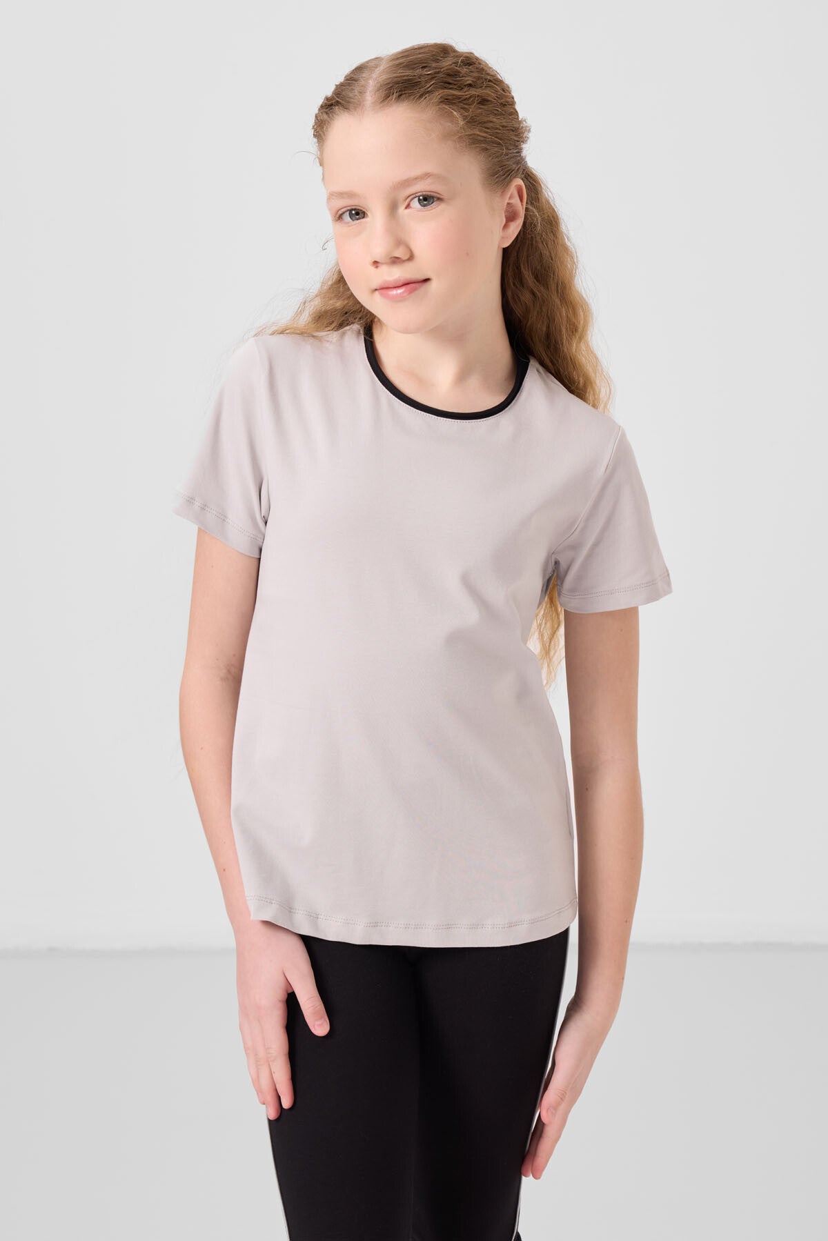 Taş-Siyah Pamuklu O Yaka Standart Fit Basic İspanyol Paça Kız Çocuk Tayt Takım - 75192